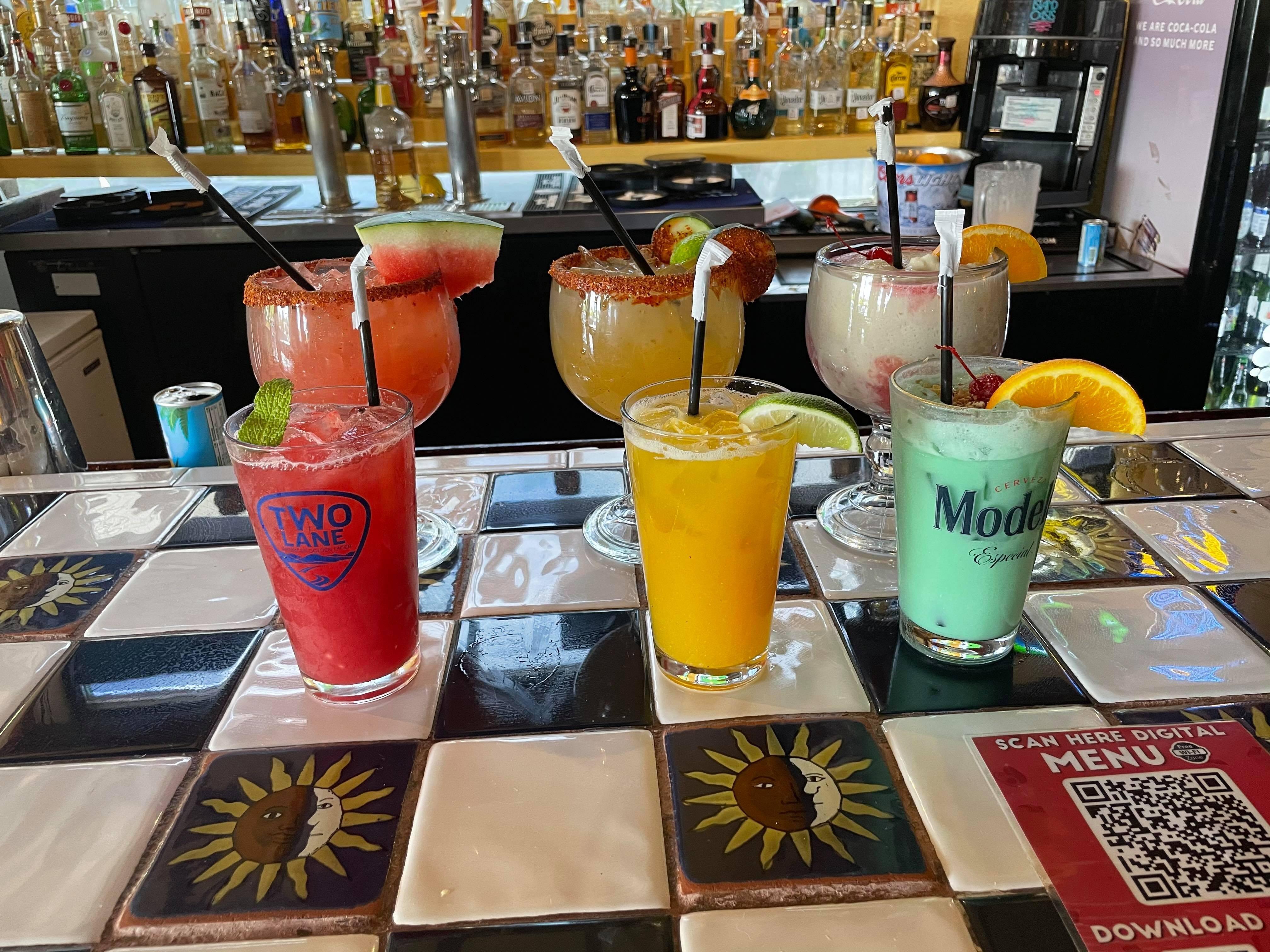 Los Compadres Mexican Grill