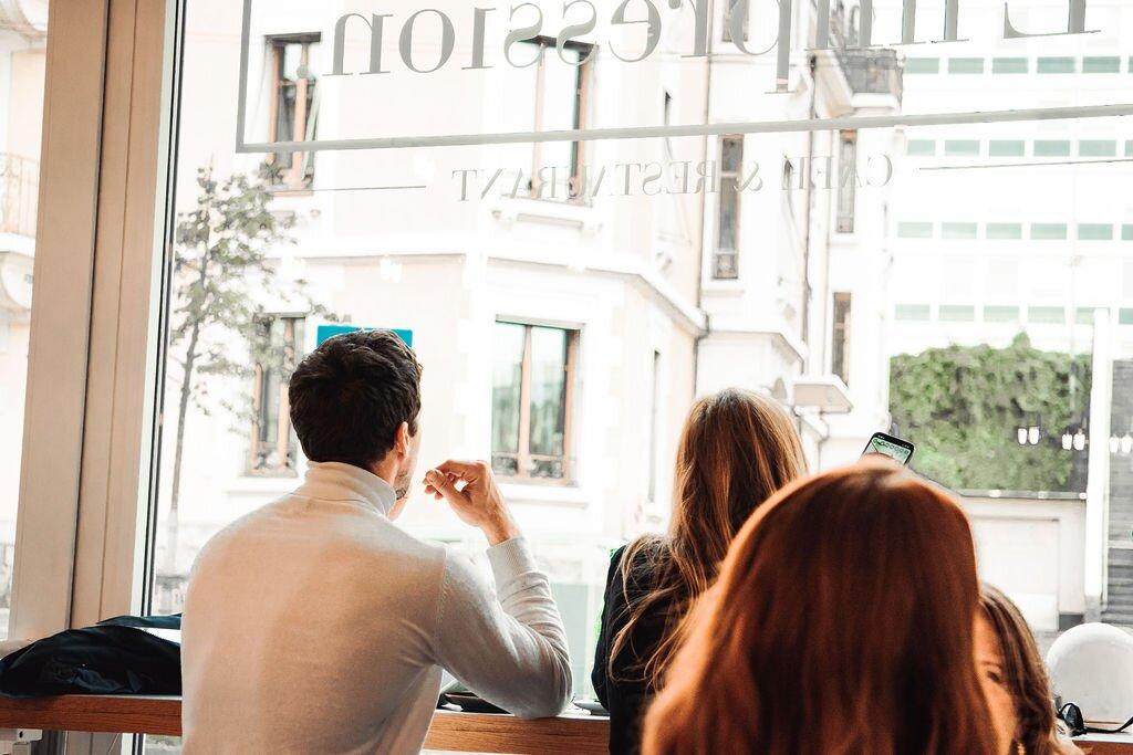 L'impression Cafe & Restaurant