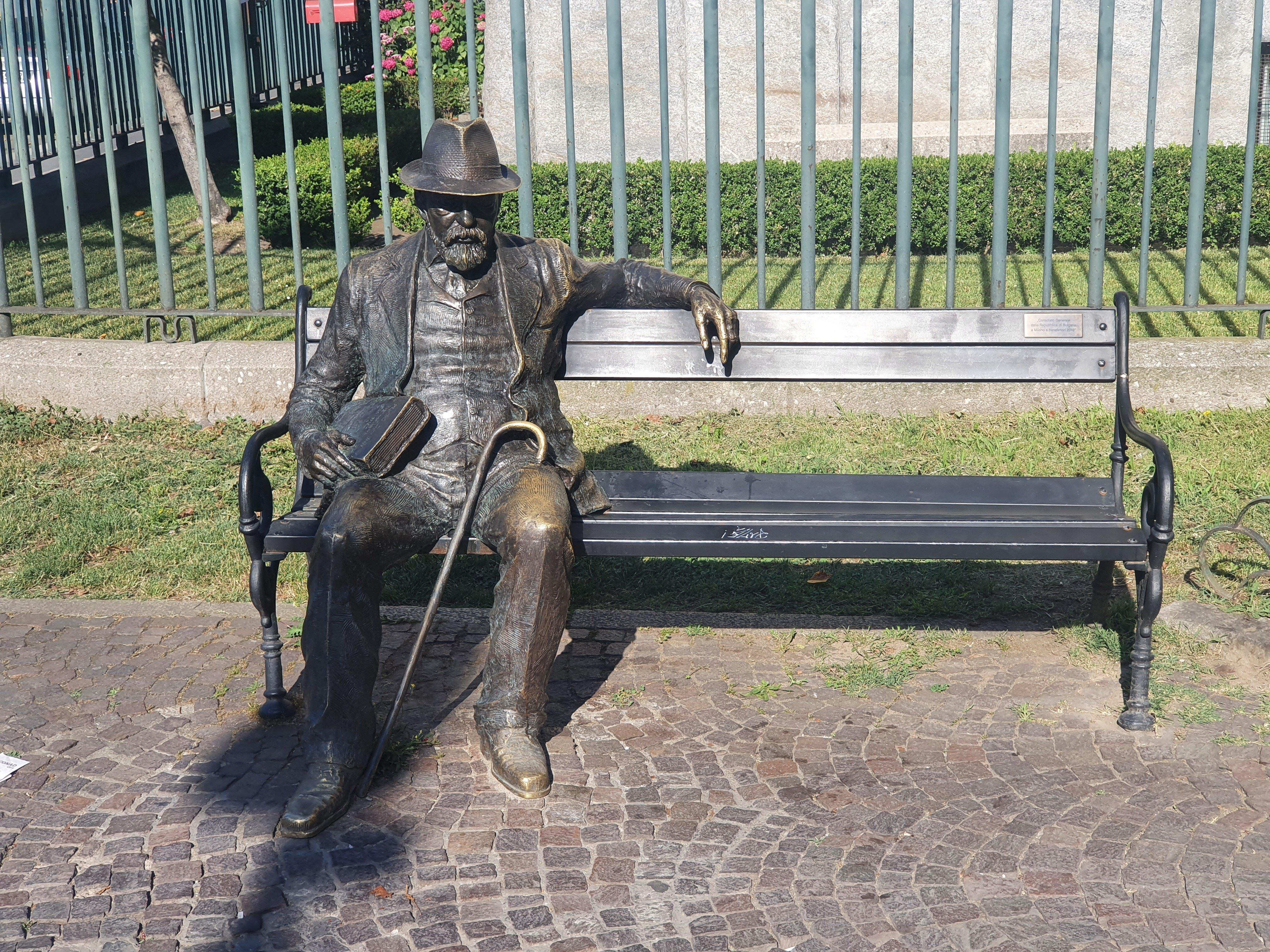 Monumento a Pencho Slaveykov