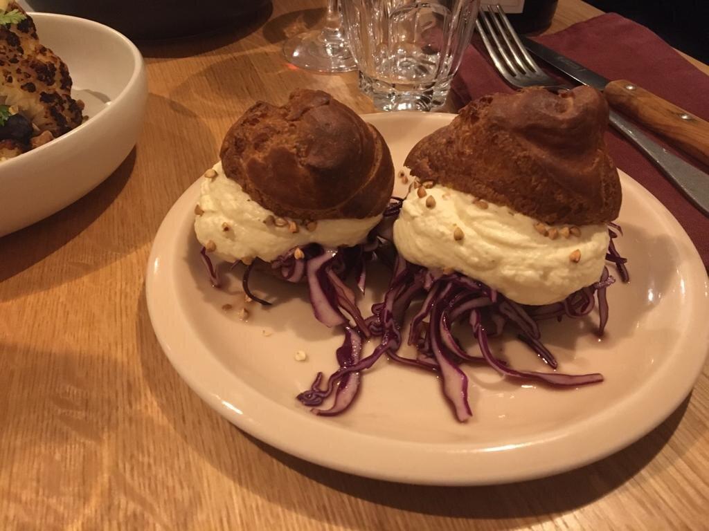 Monique, Boire Et Manger