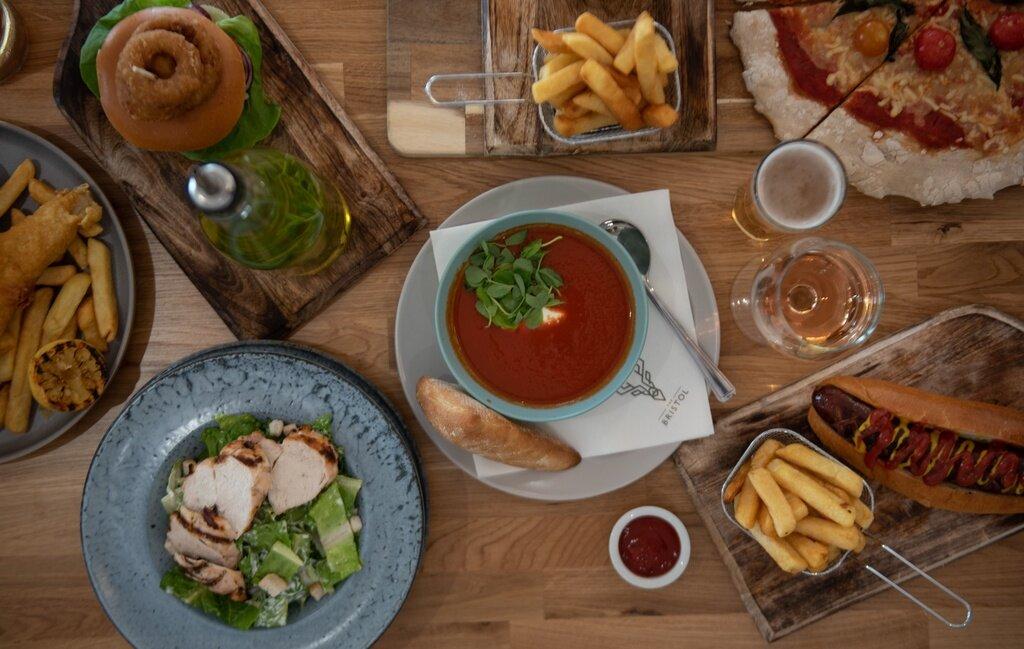 The Bristol Golf Club Bar and Lounge