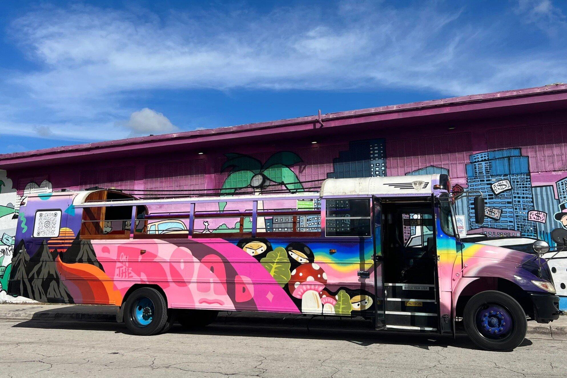 Miami Vibes Party Bus