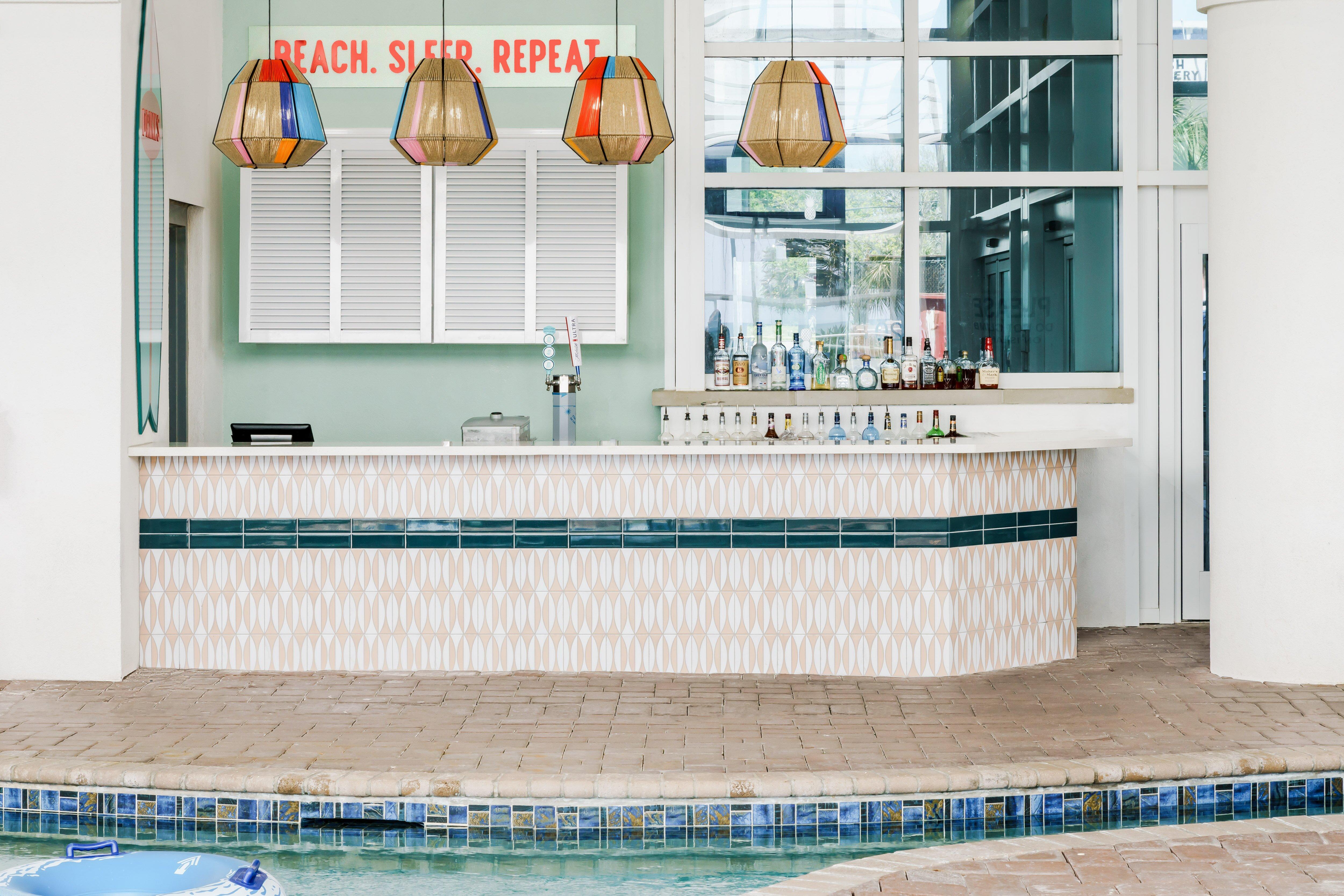 Coconut Charlie's Pool Bar & Grill