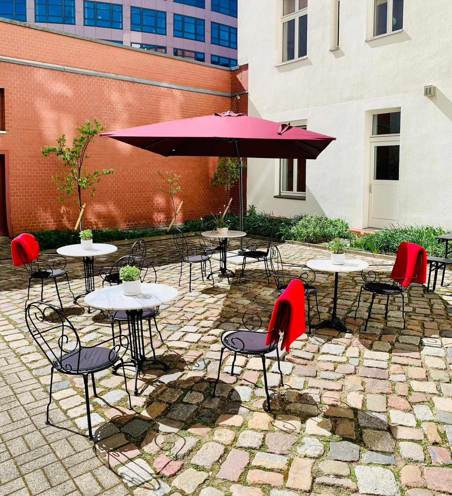 Triiio Café & Weinbar