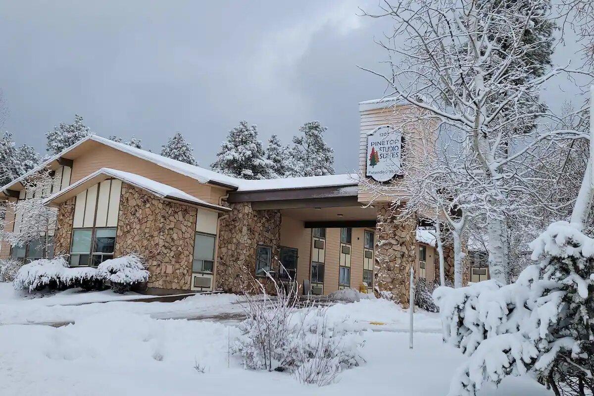 Pinetop Studio Suites