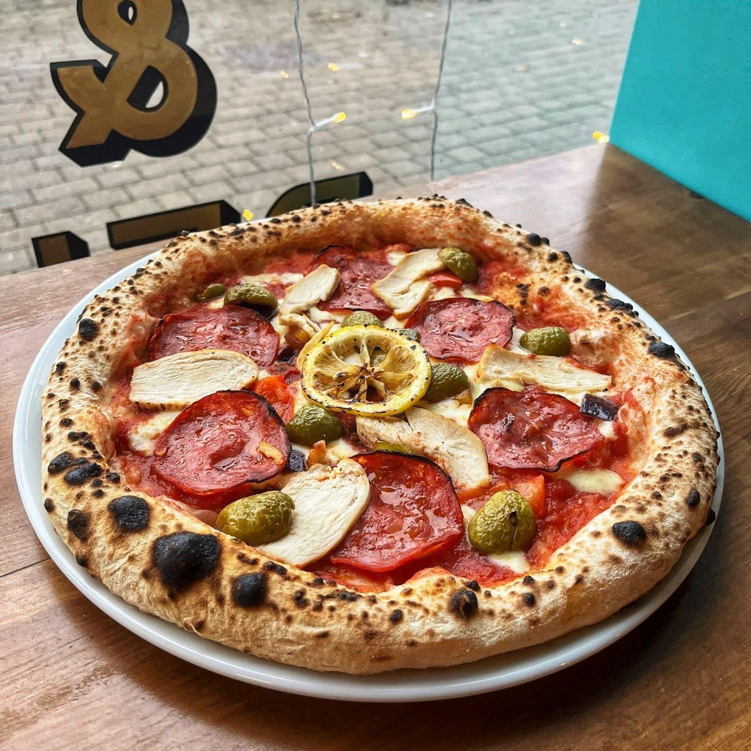 Up North Pizzeria & Deli