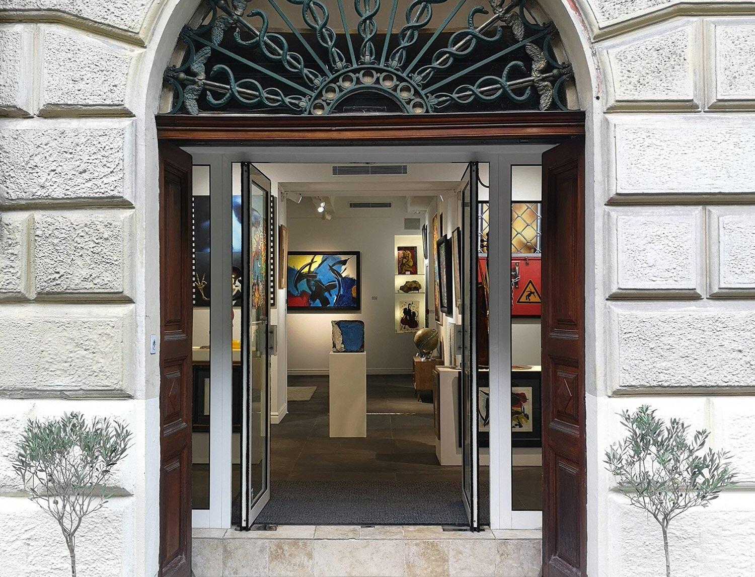 Authentic Nice Gallery