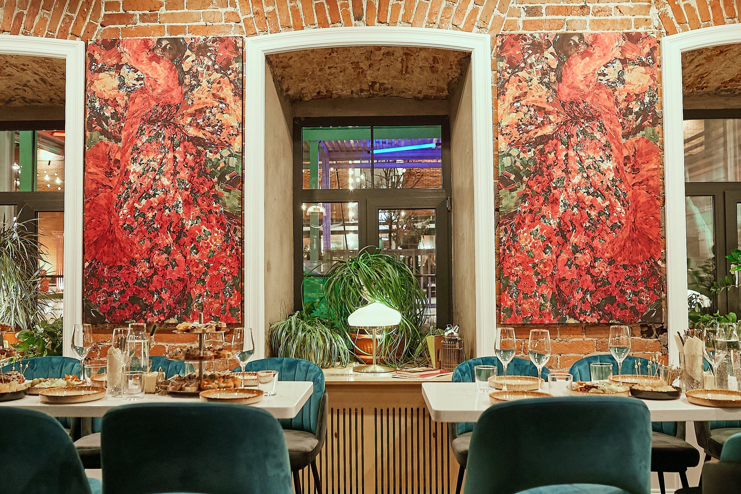 Chaika Tea & Cocktails