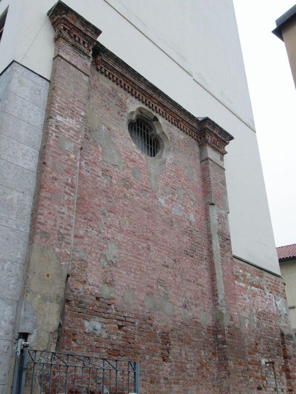 Casa Via San Giovanni Sul Muro 13-15