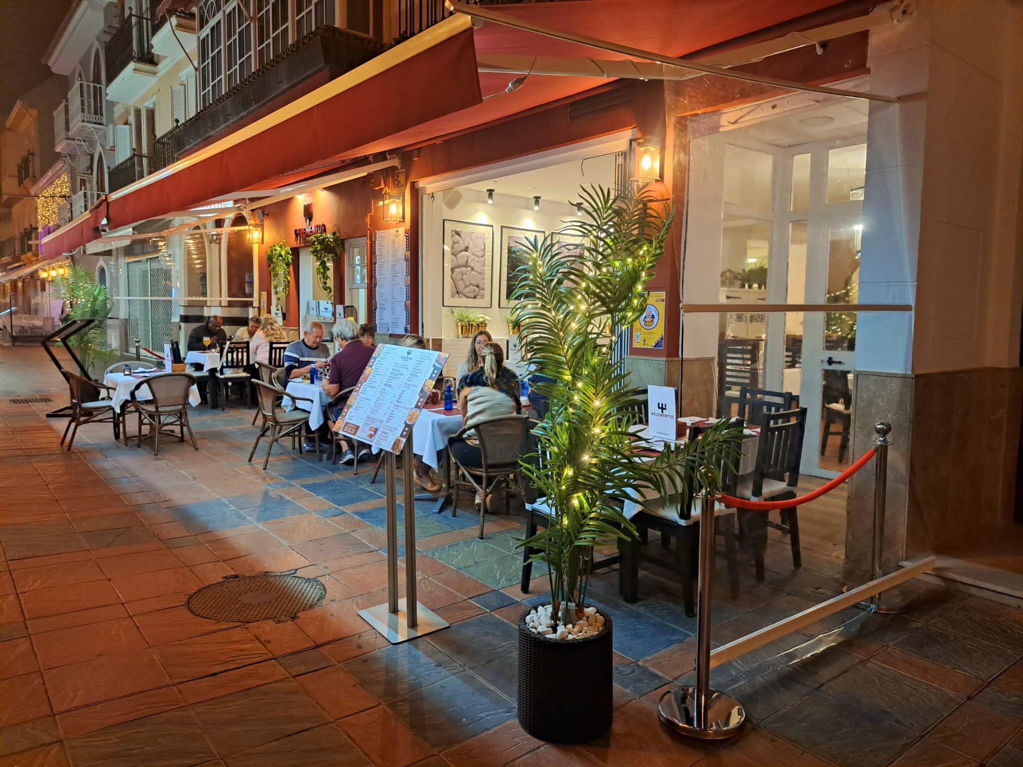 4 Elementos Restaurante