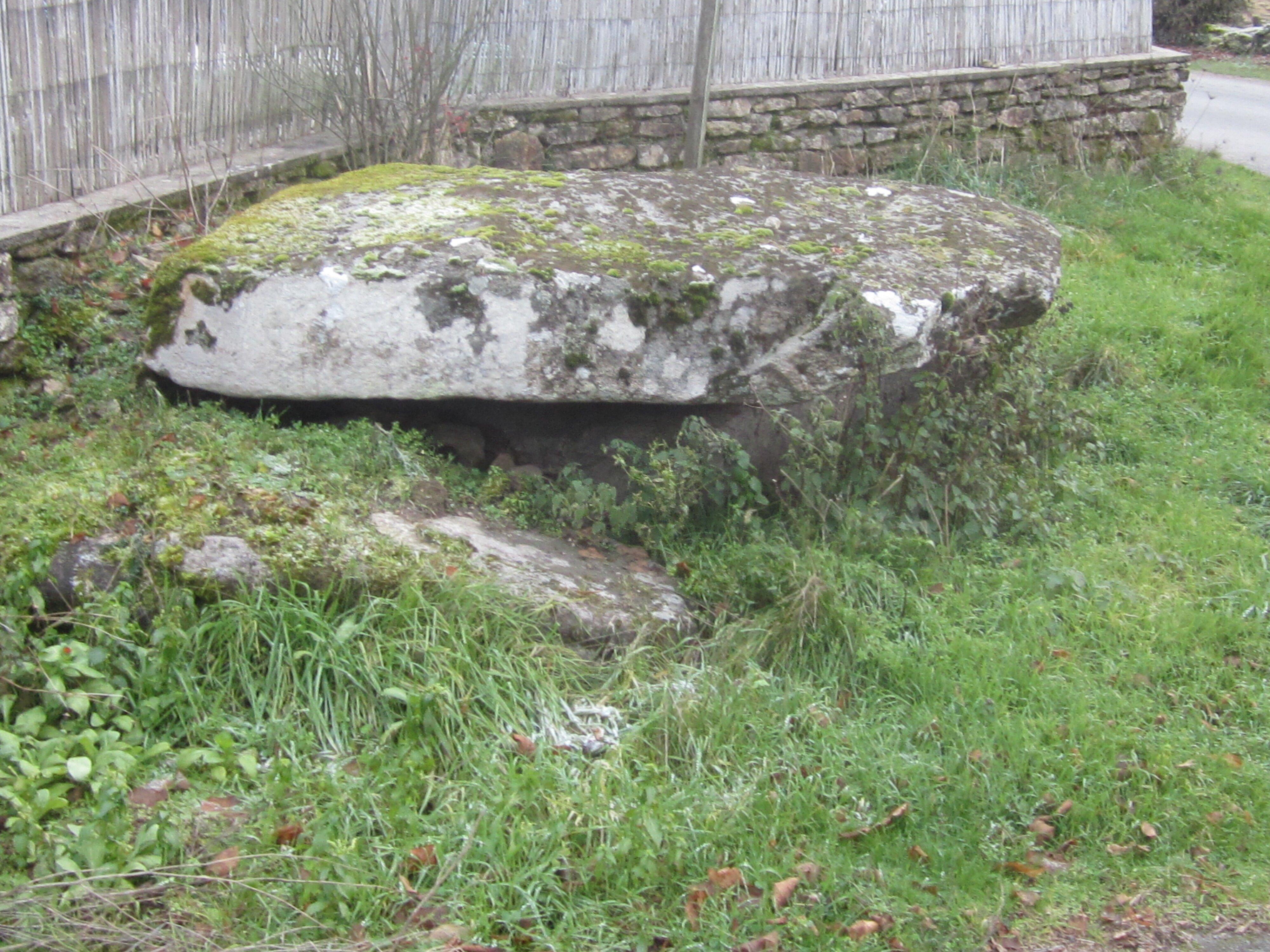 Dolmen de Saint-Jallet
