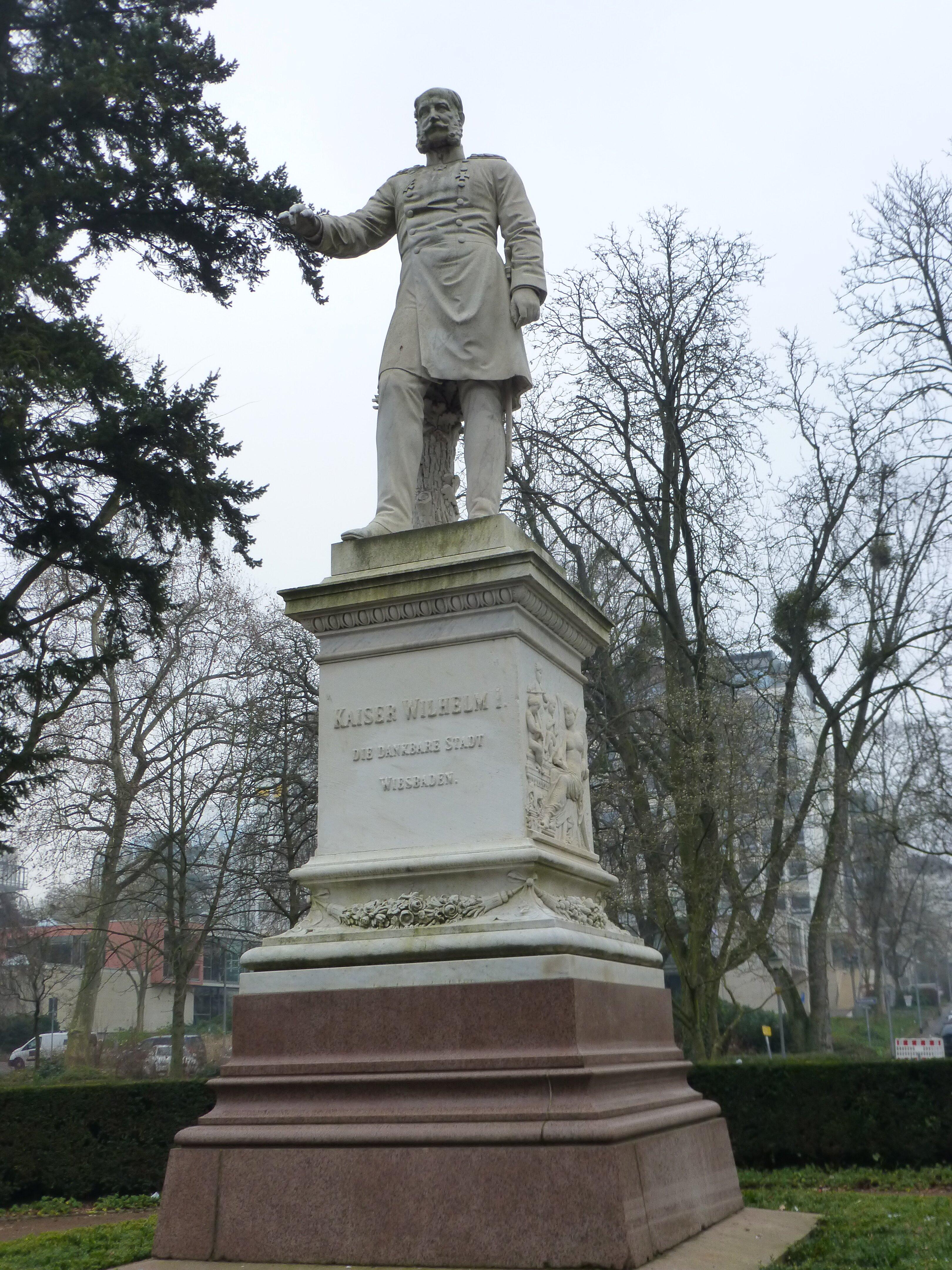 Marmorstatue Von Kaiser Wilhelm I