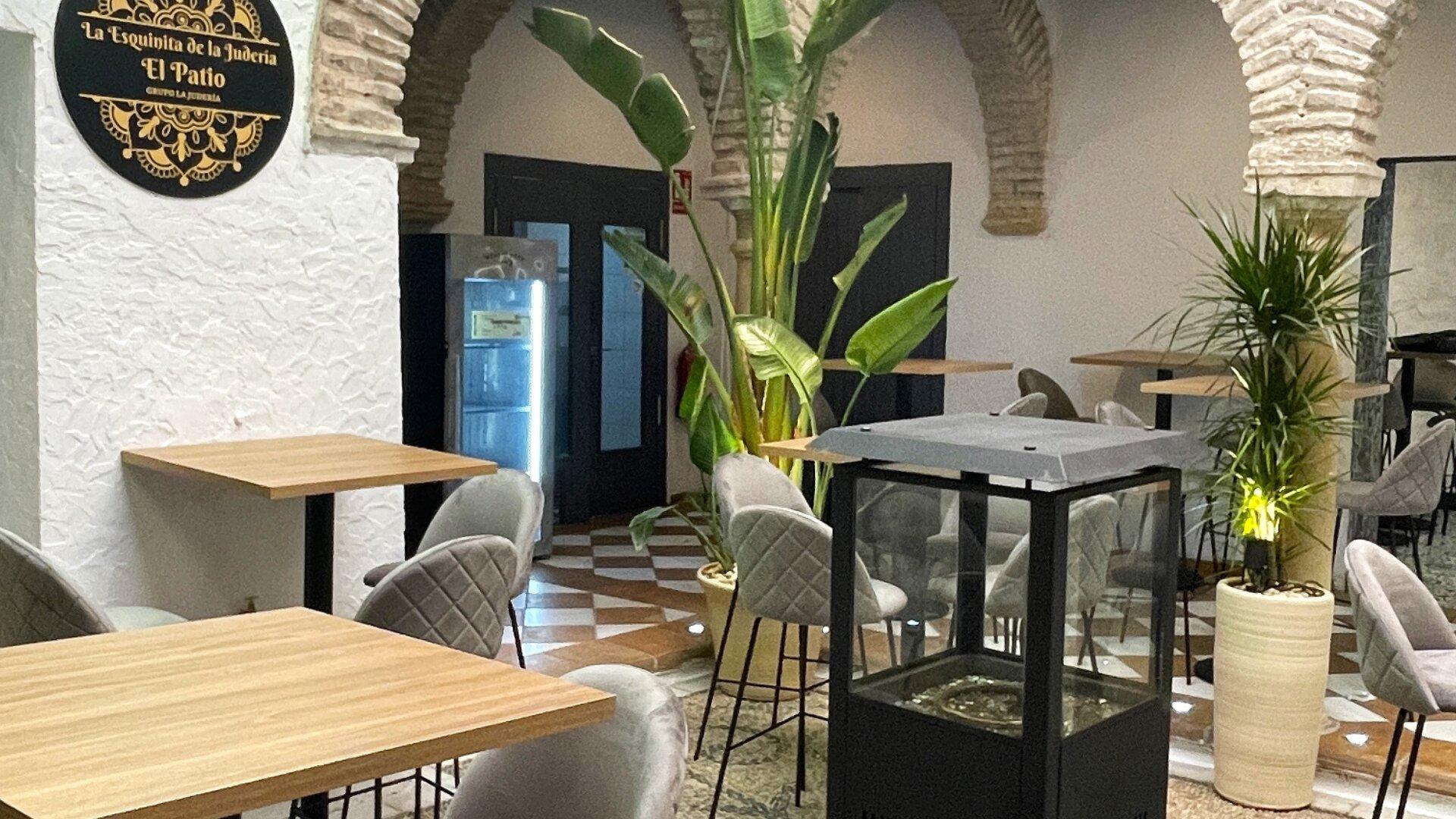 La Esquinita De La Judería El Patio