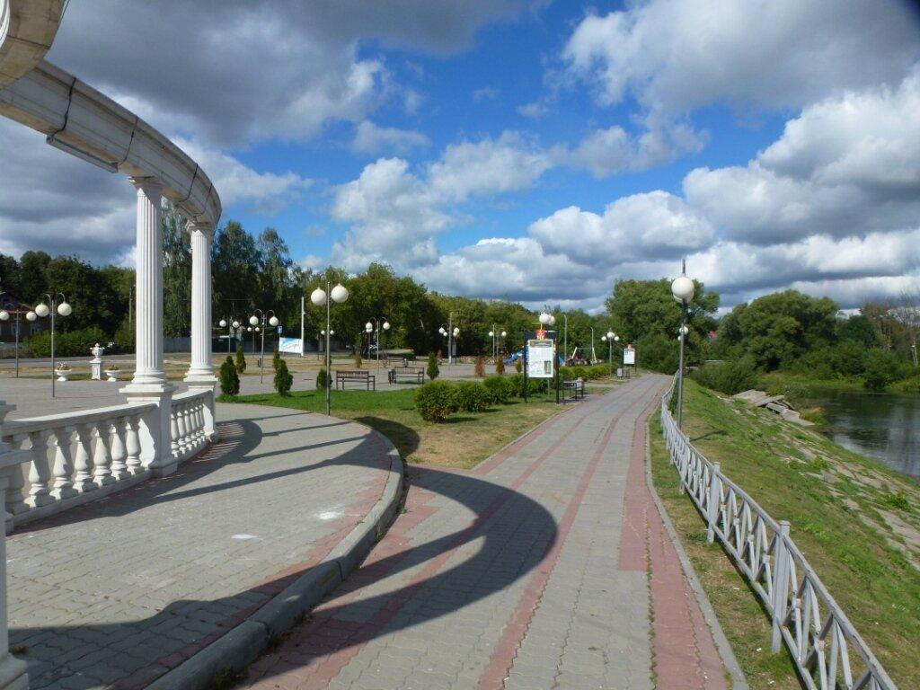 Seraya  River Embankment