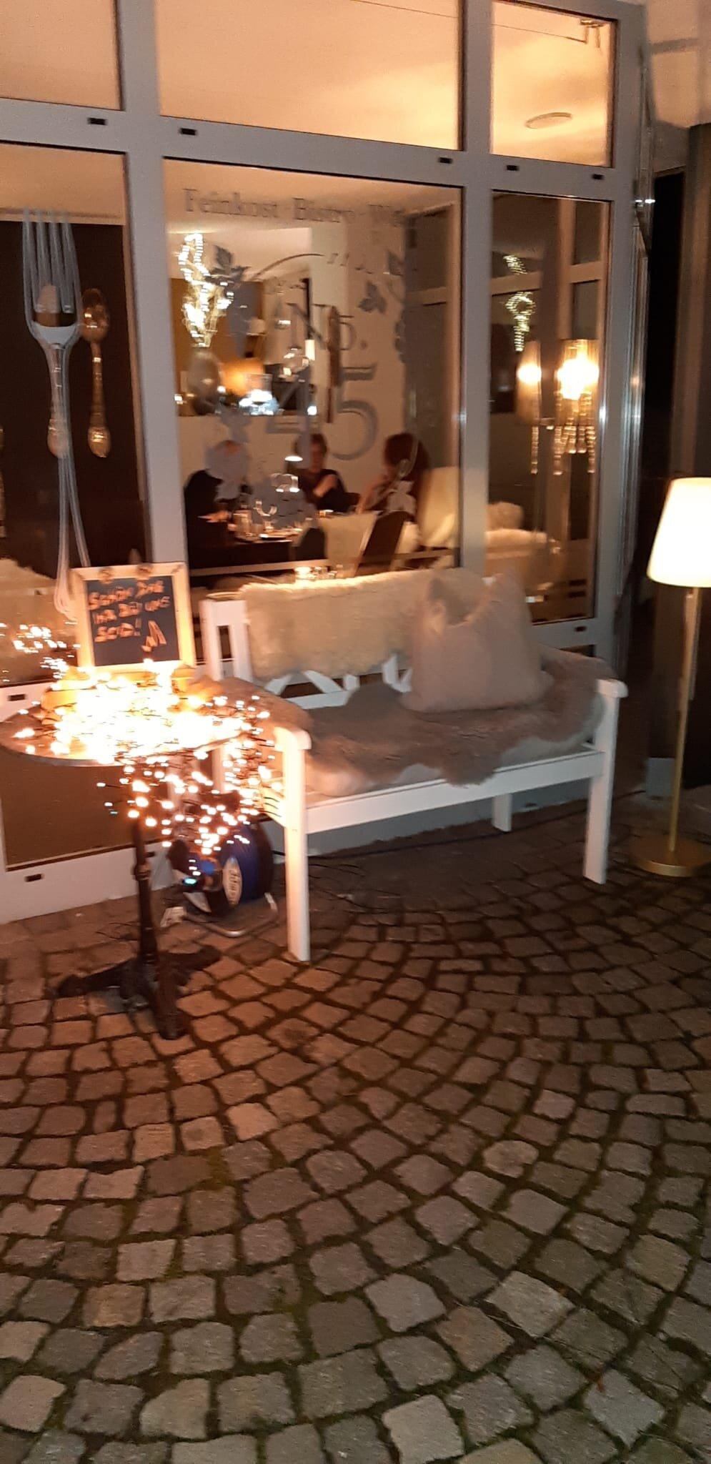 No.45 Feinkost-Bistro-Weinbar