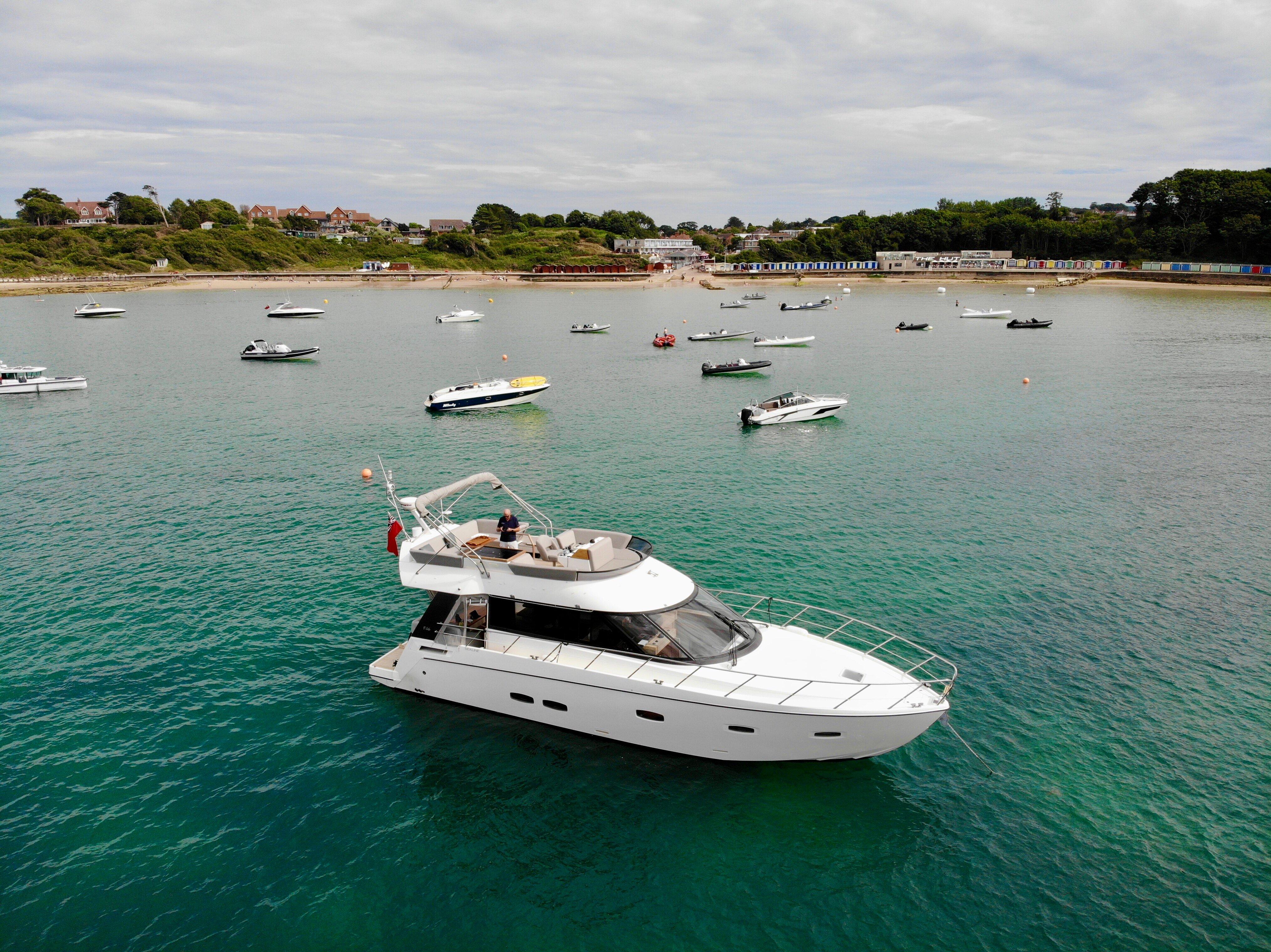 Oceanique Boat Charter