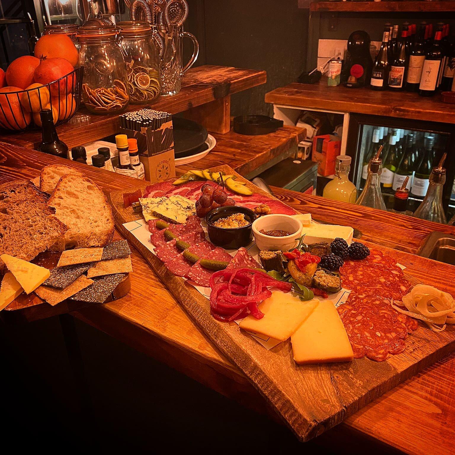 Sortie - Charcuterie & Bar