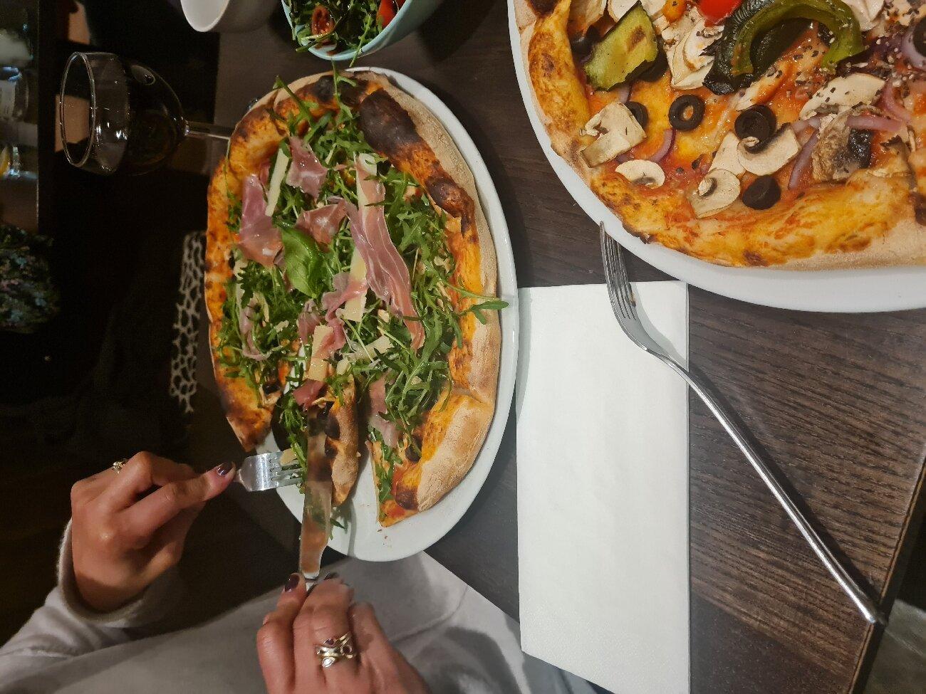 Dini Pizza and Espresso Bar