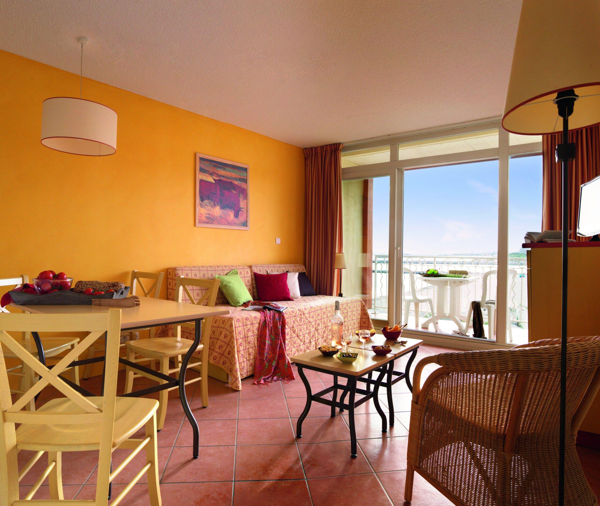 SOWELL Family Le Grau du Roi