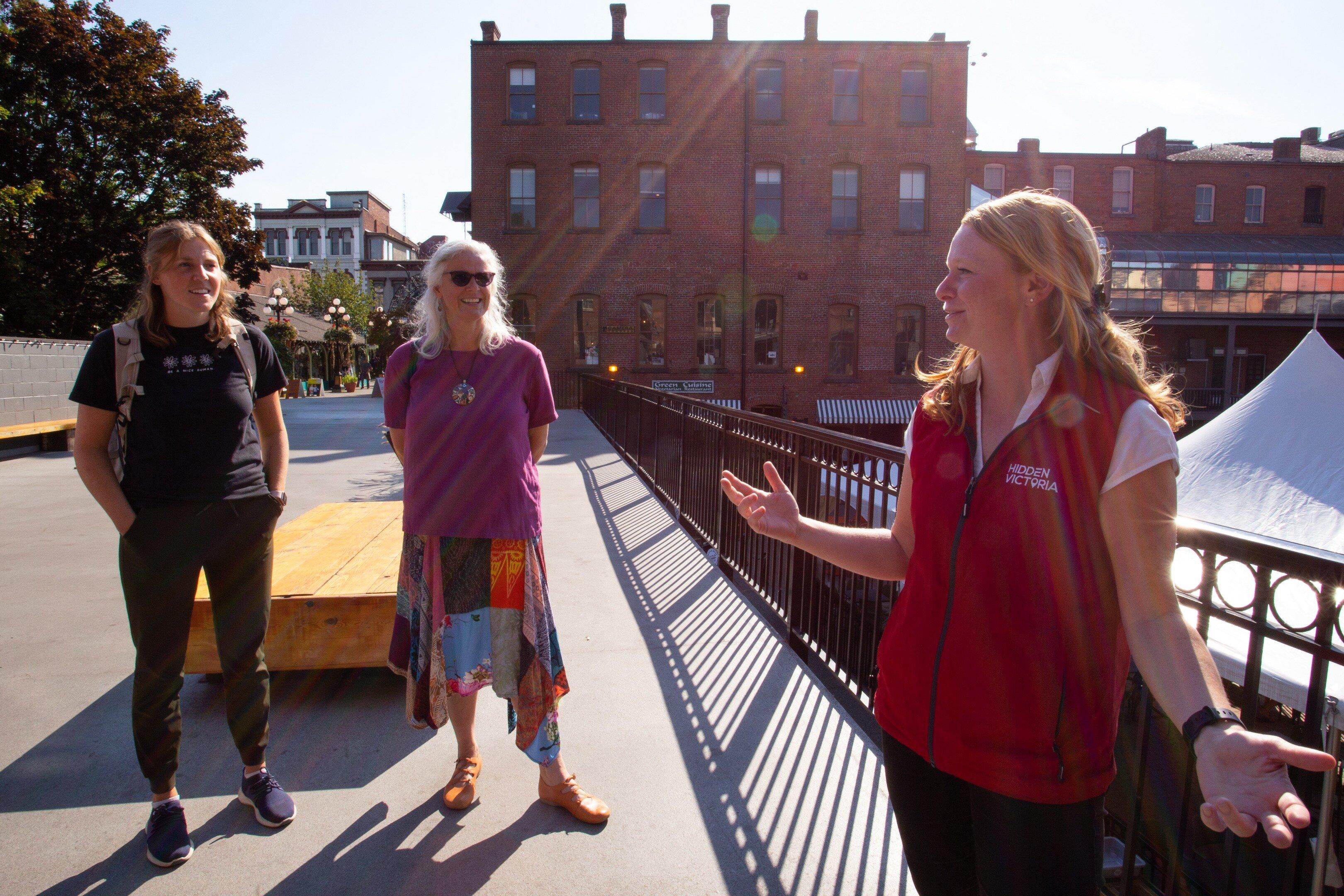 Hidden Victoria Tours