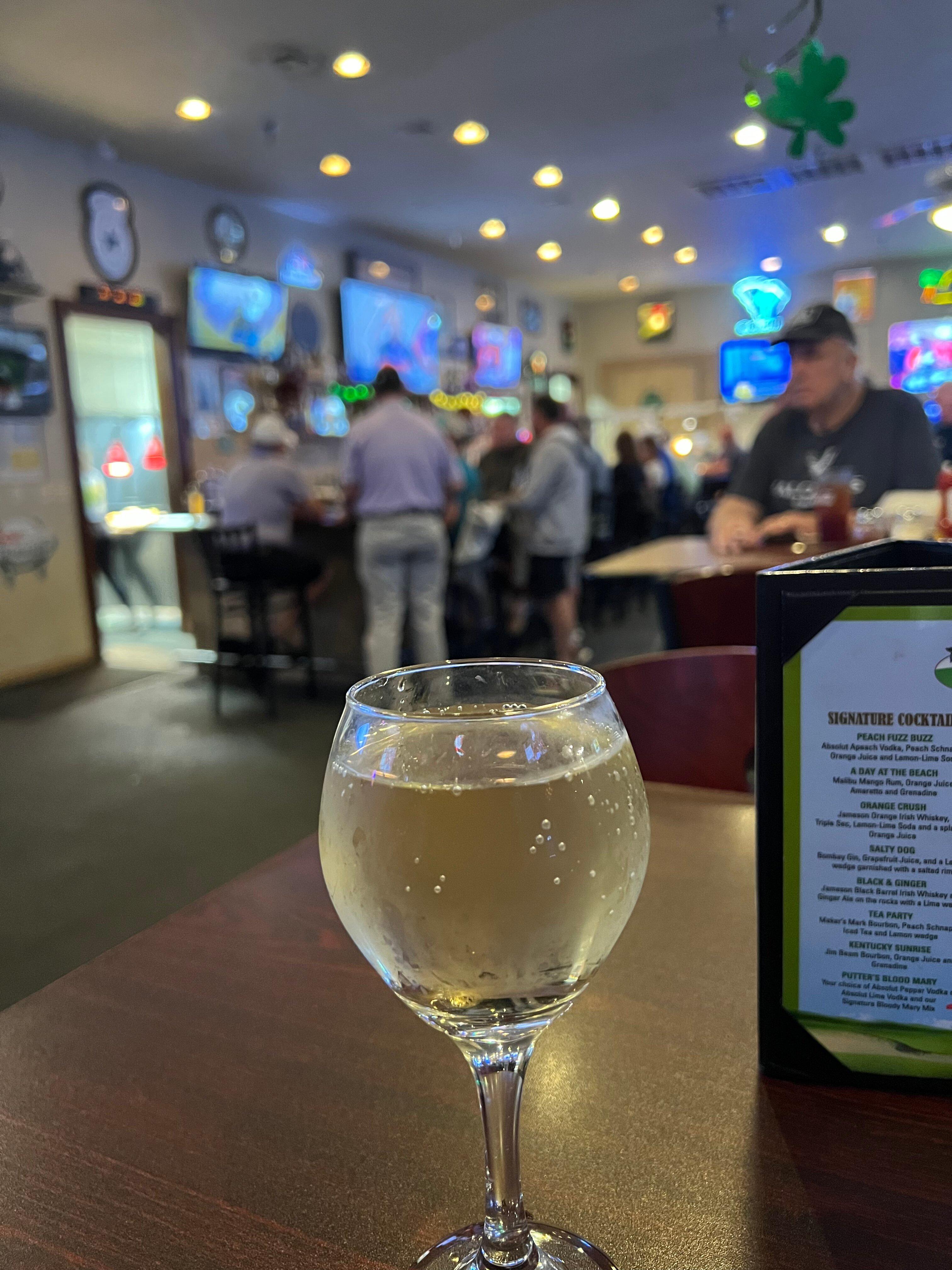 Putter's Pub