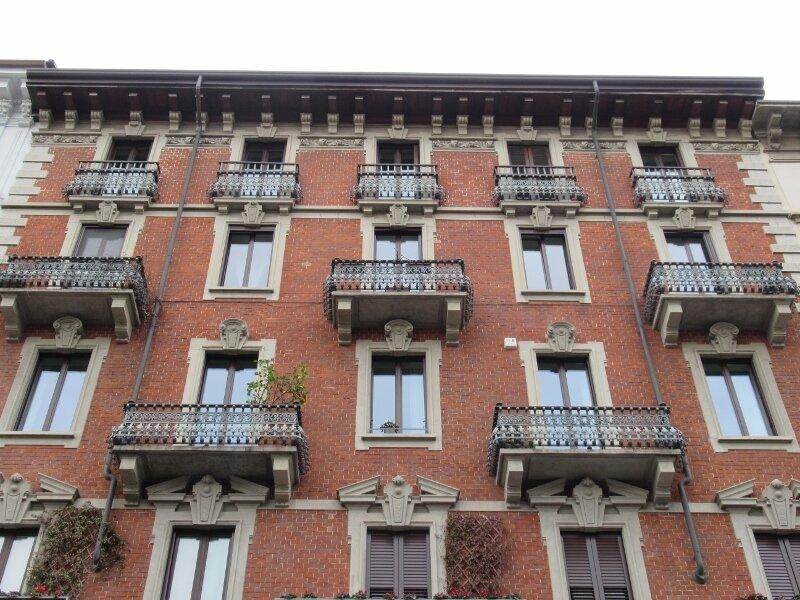 Palazzo Viale Bianca Maria 27