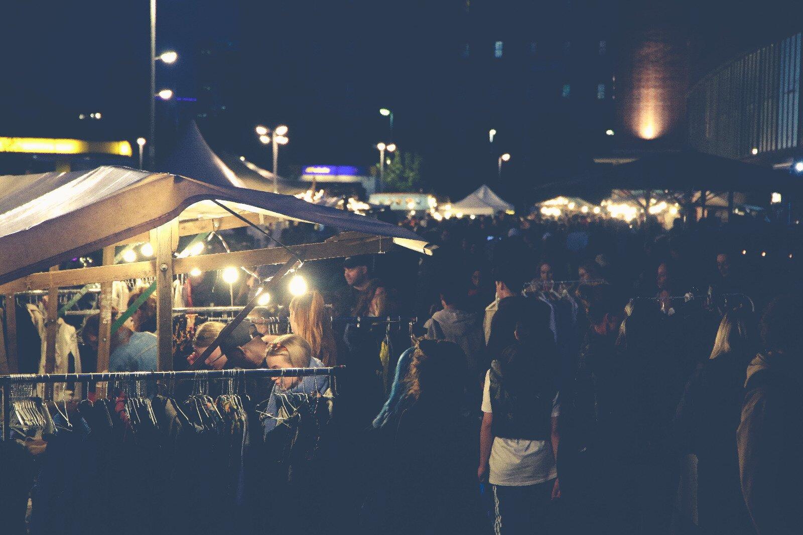 Nachtflohmarkt Rindermarkt St. Pauli