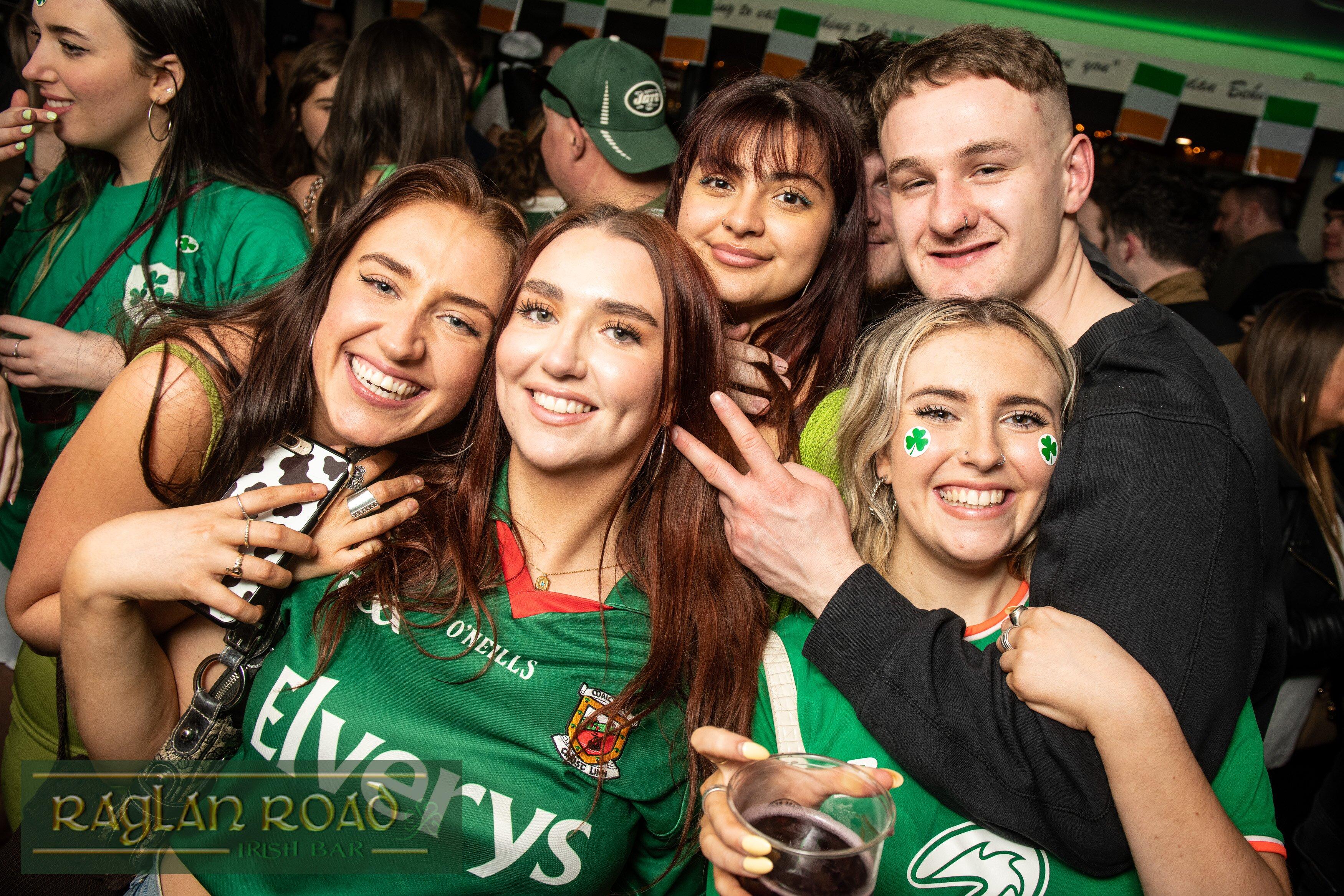 Raglan Road Irish Bar