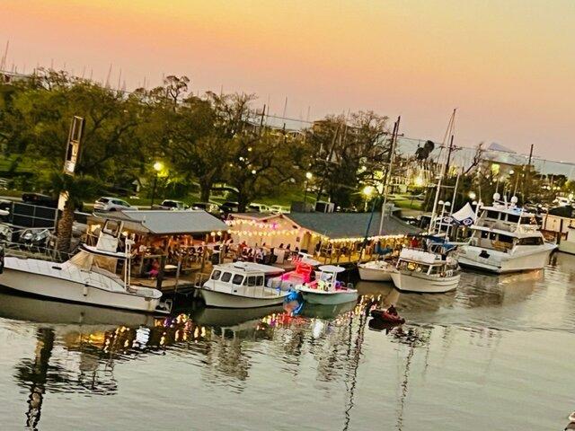 JB's Fuel Dock