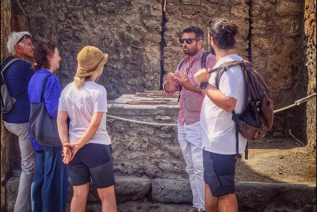 Pompeii Local Guide