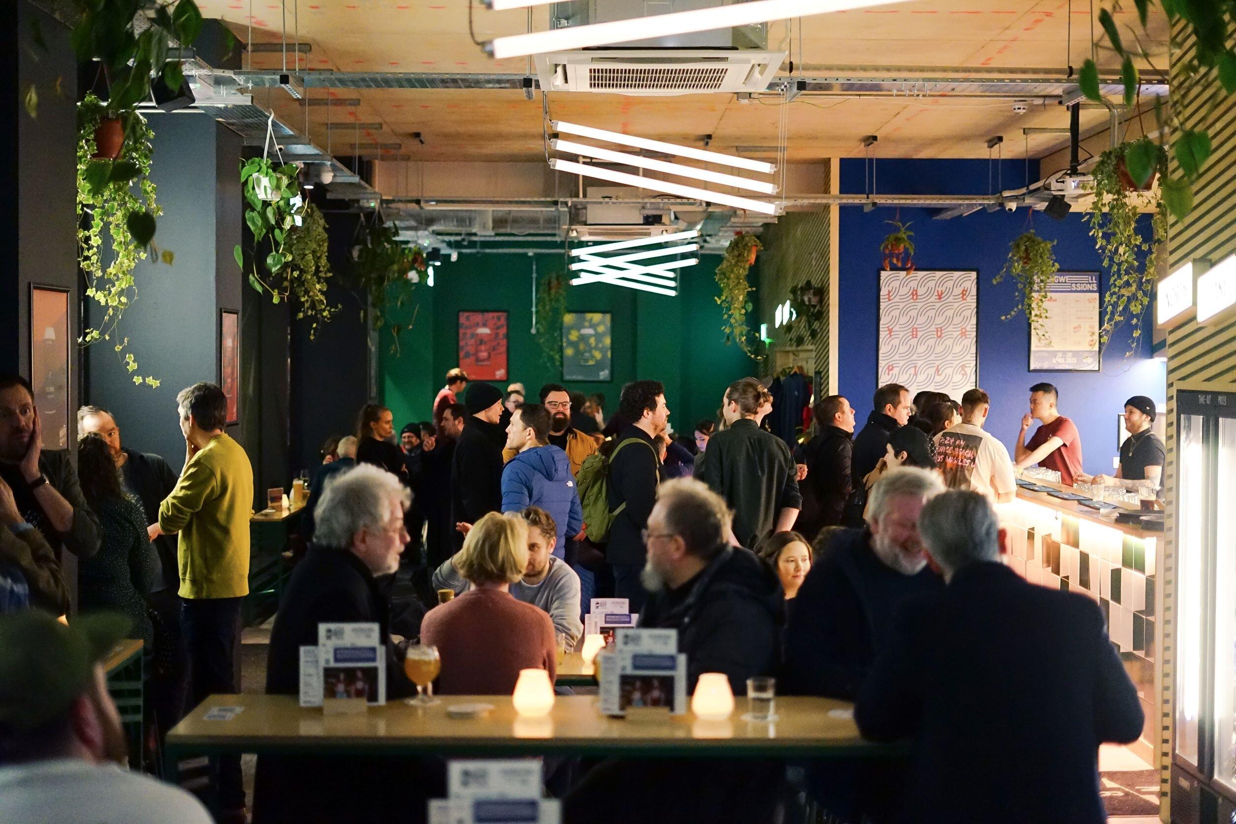 North Taproom: Circle Square