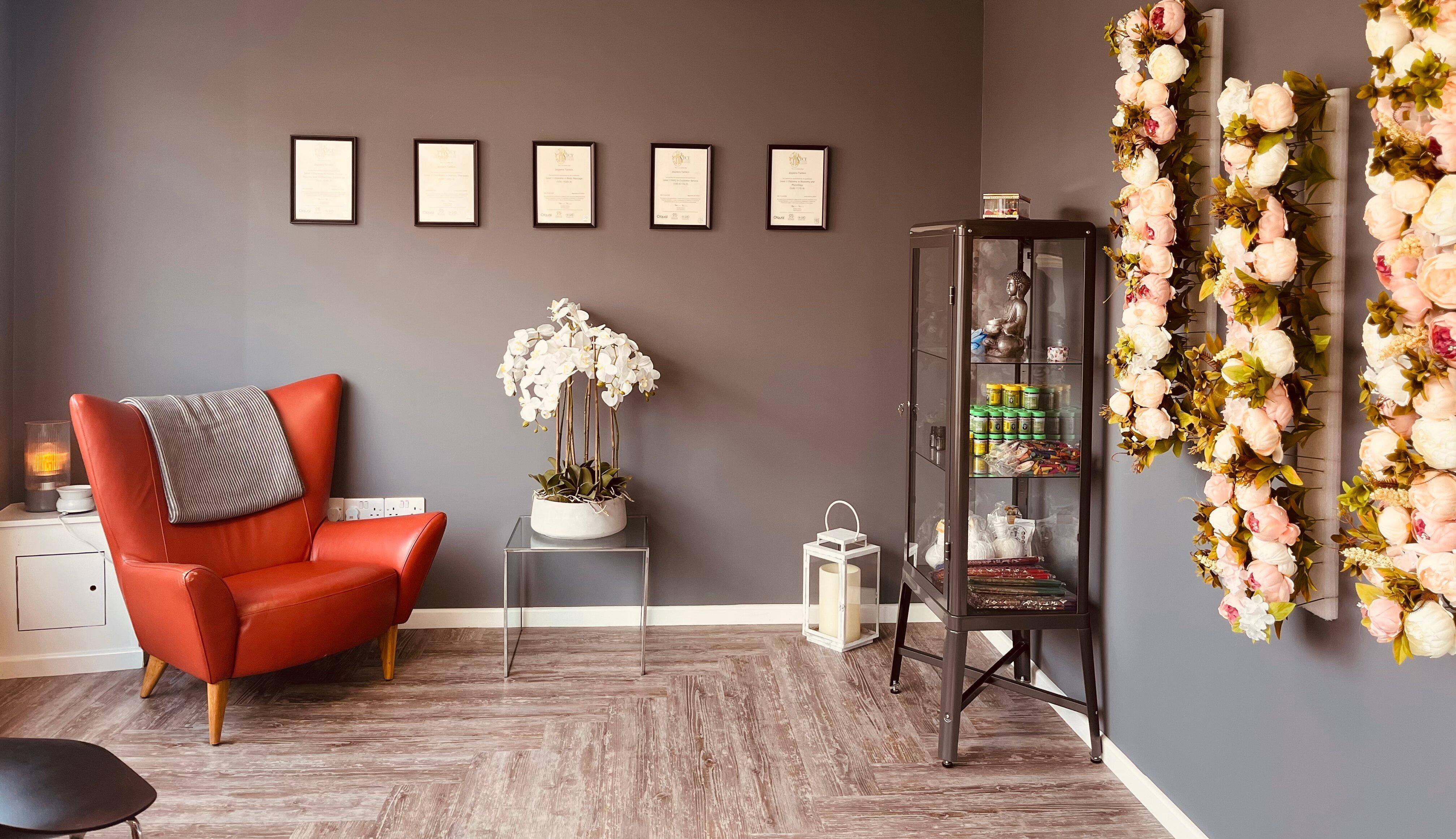 Thaiology Holistic Massage