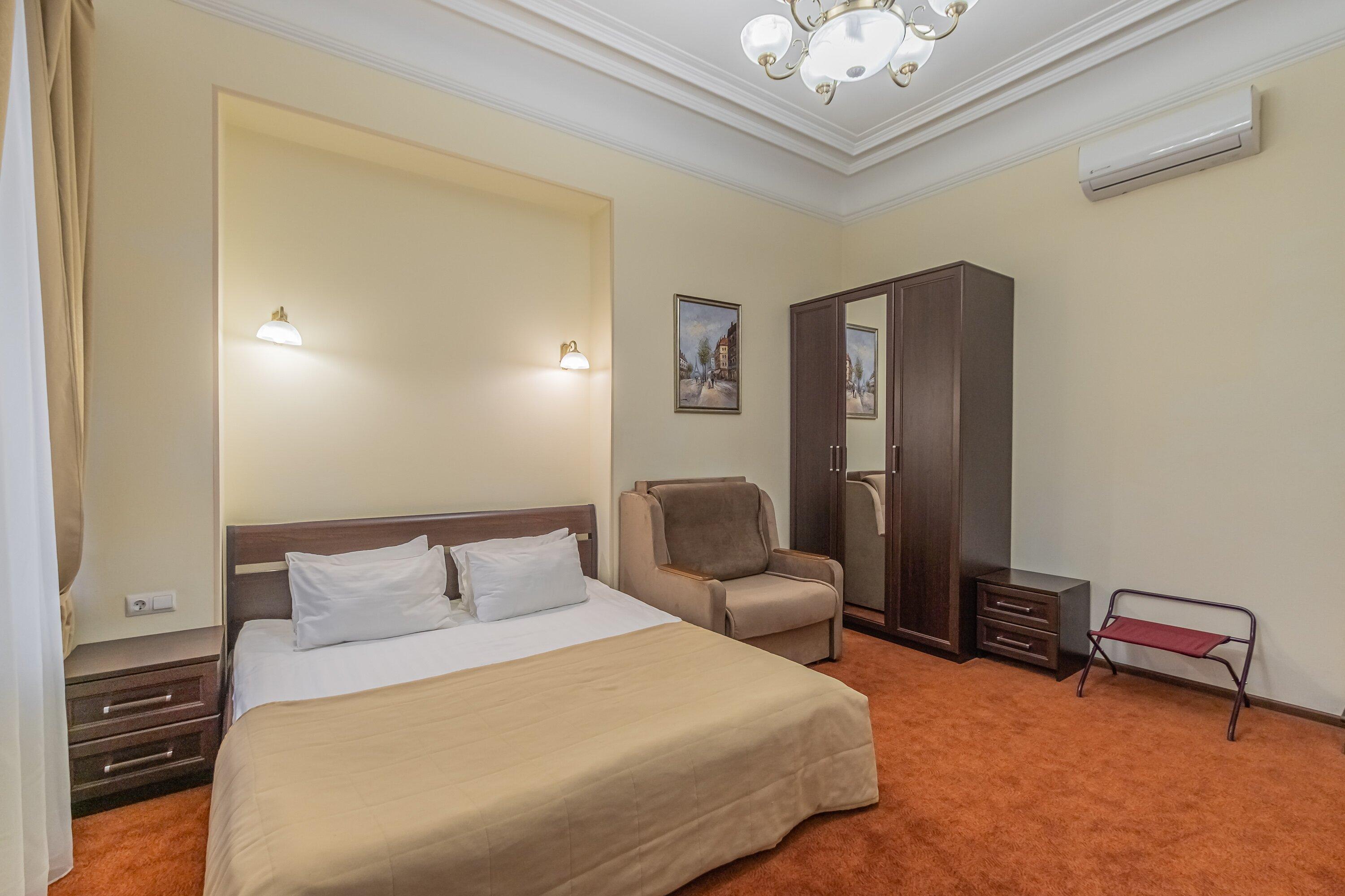 Solo Hotel On Nevskiy Avenue