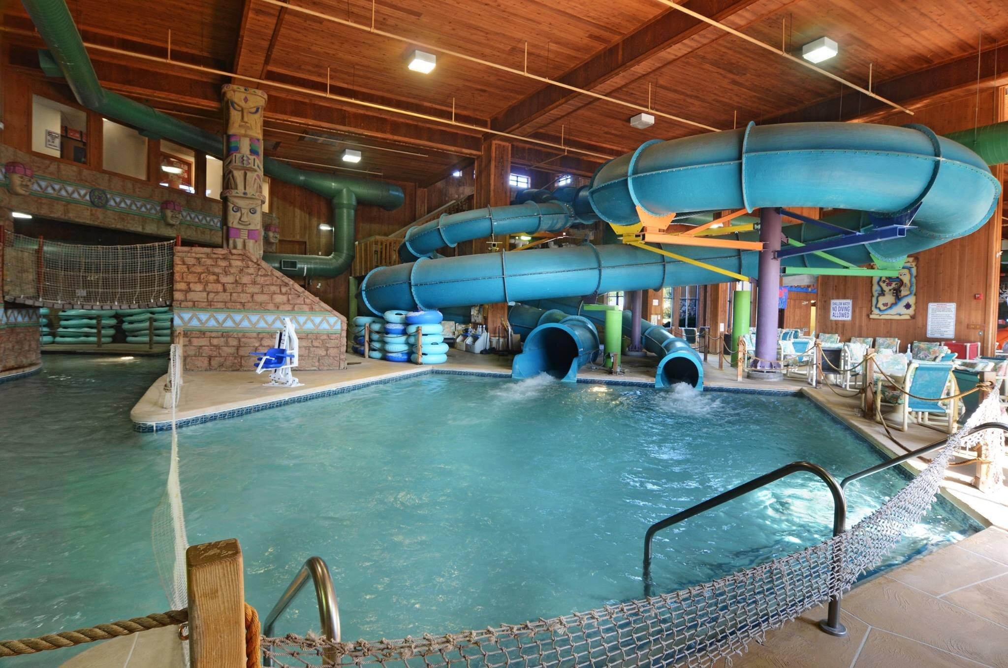 Polynesian Hotel & Waterpark Wisconsin Dells
