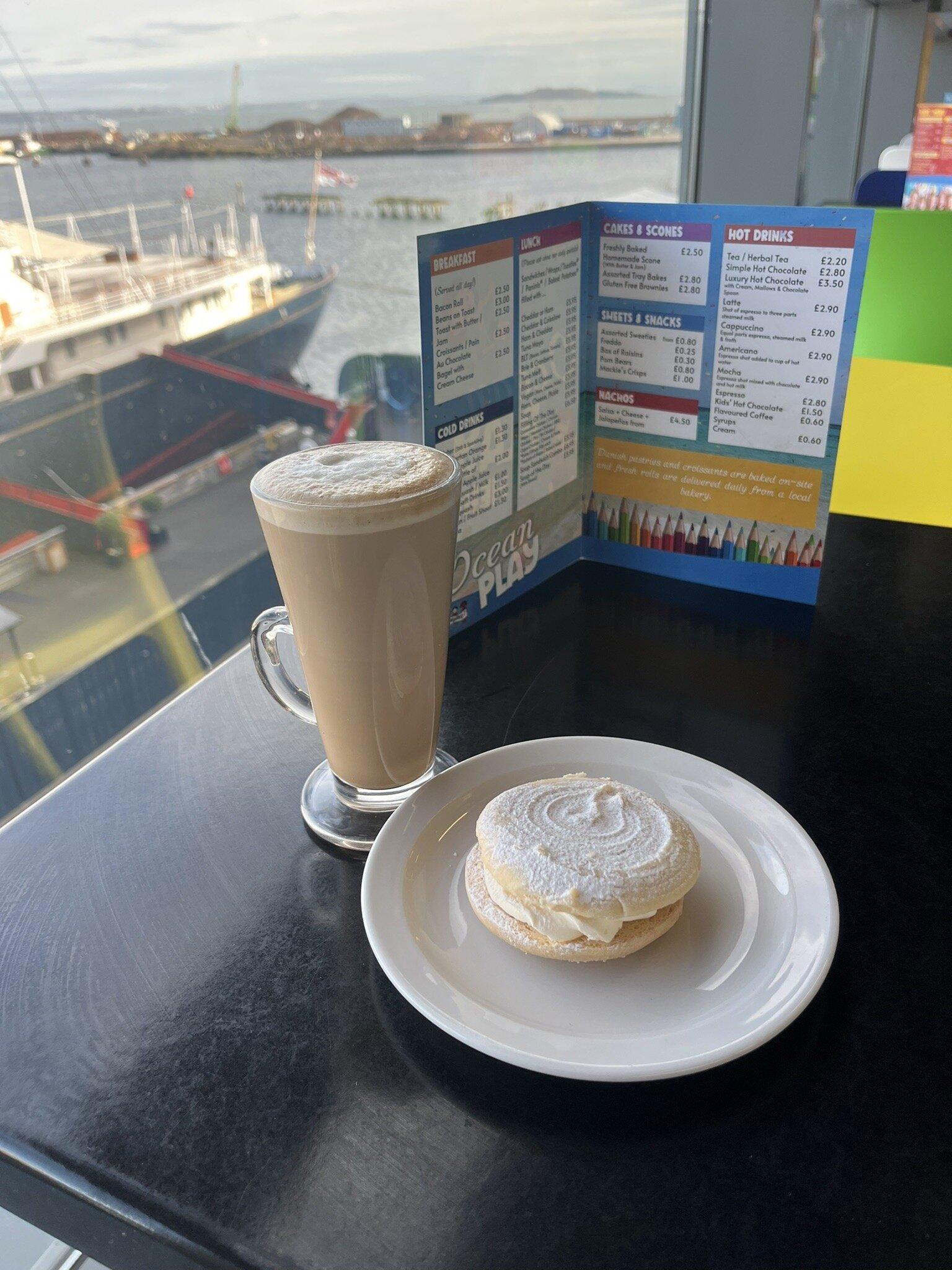 Photo by K4215VXkatiew