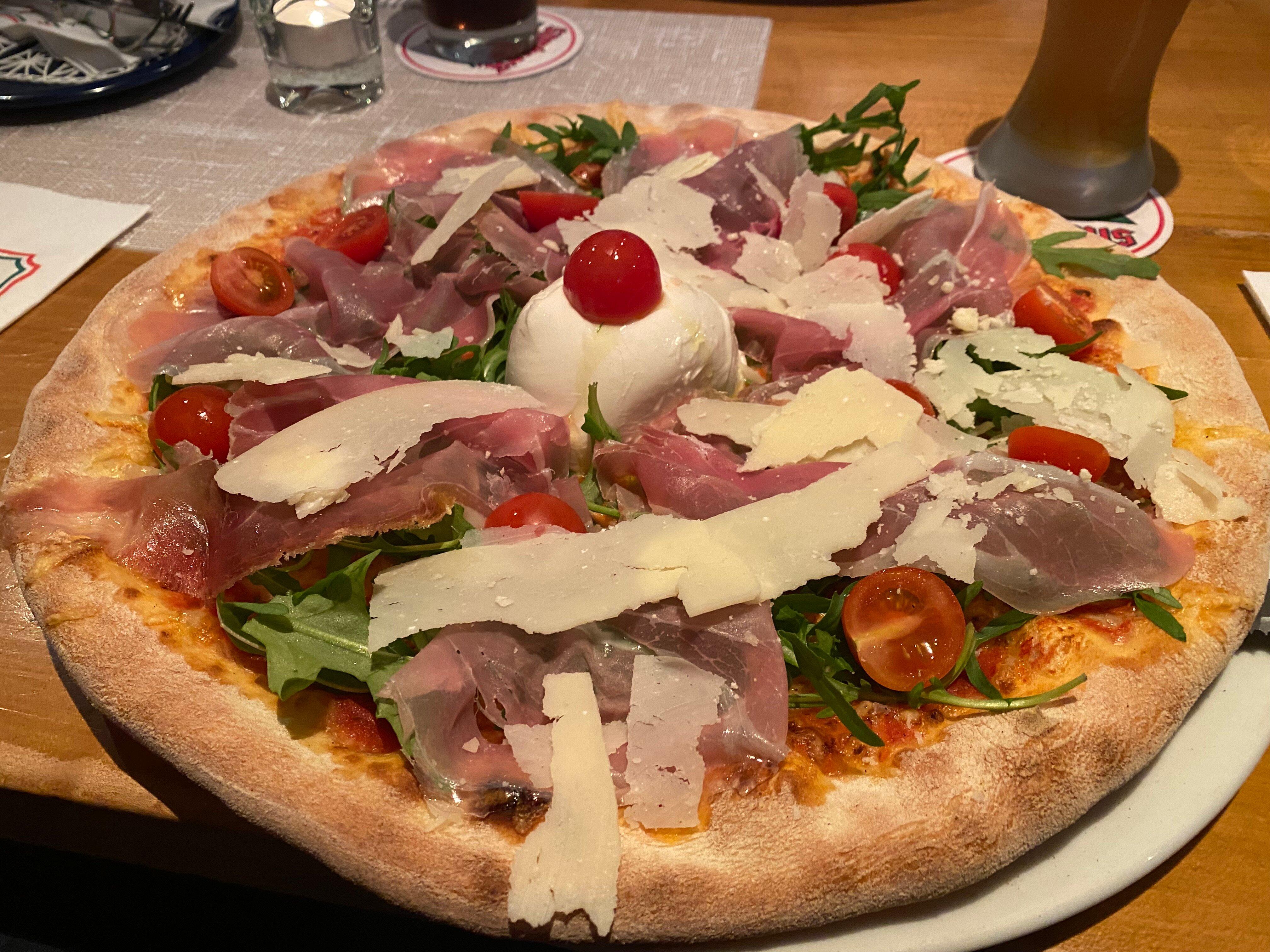 Trattoria - Pizzeria Zur Schneeburg
