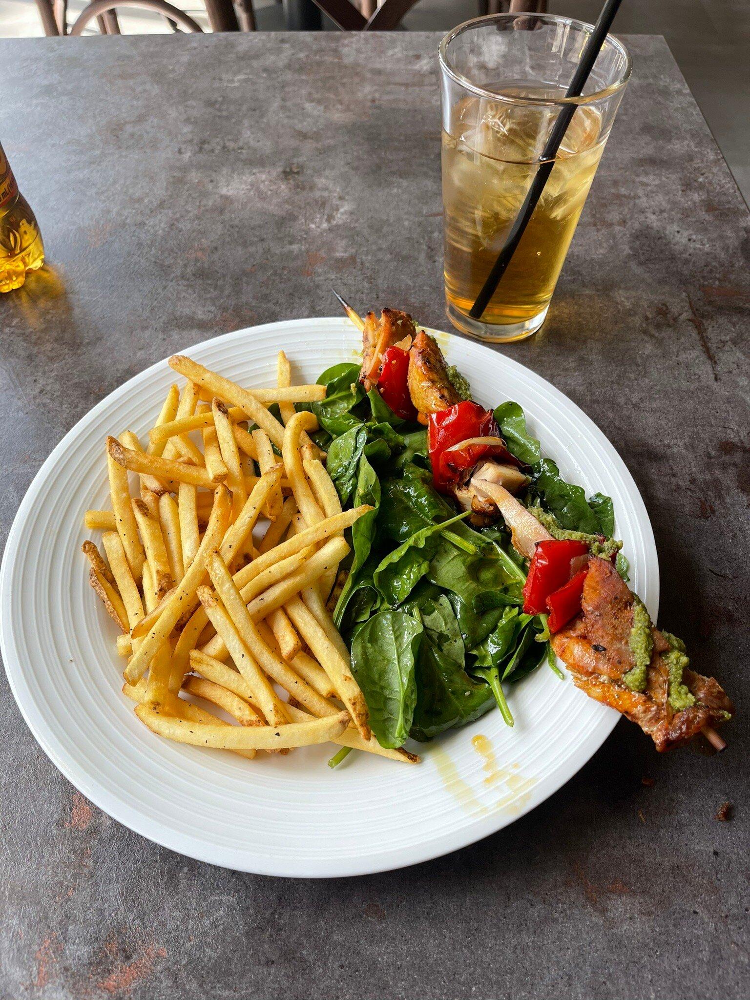 Photo by QuickdrawBill