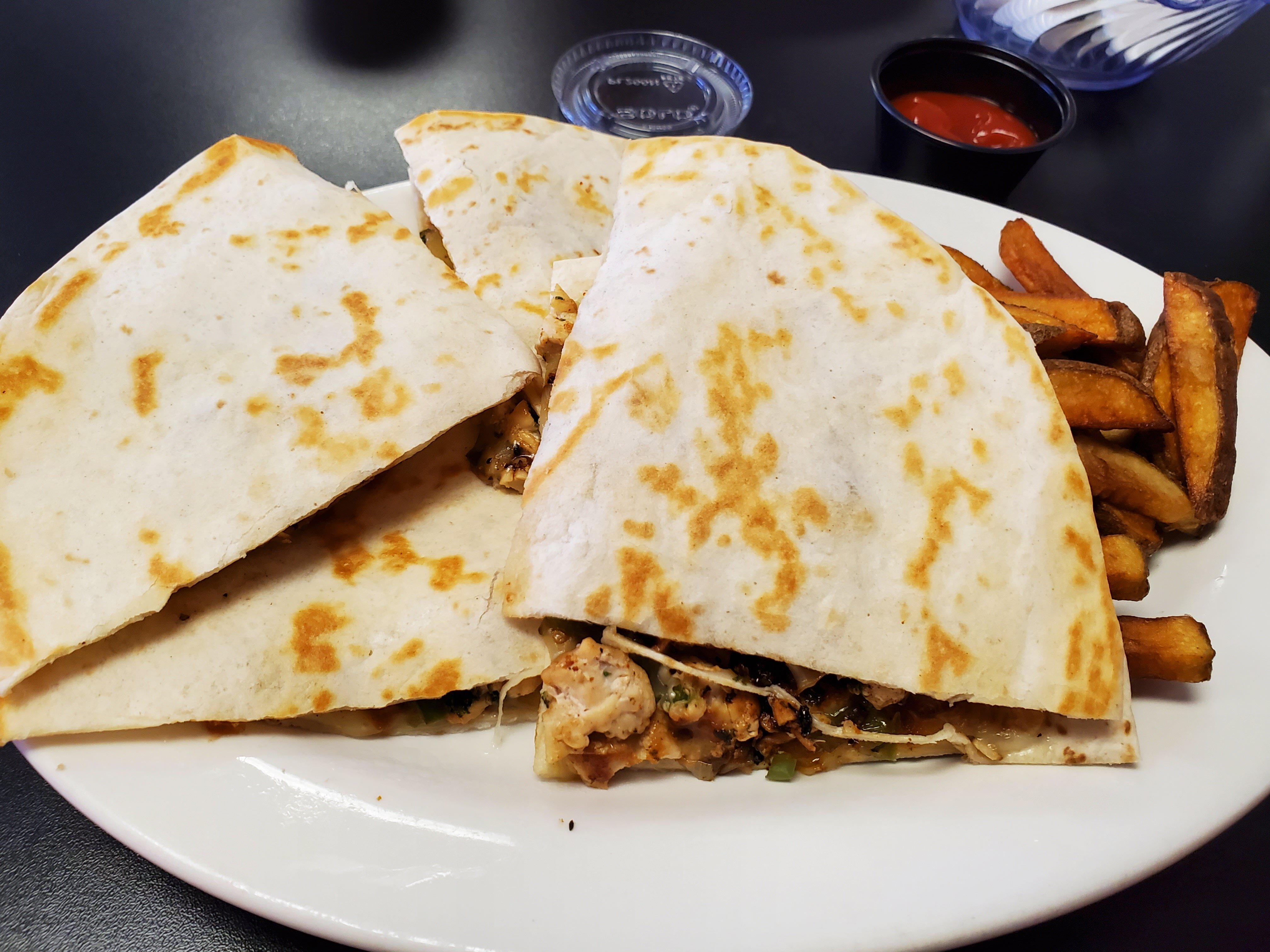 Photo by OwnedByCatsInConn