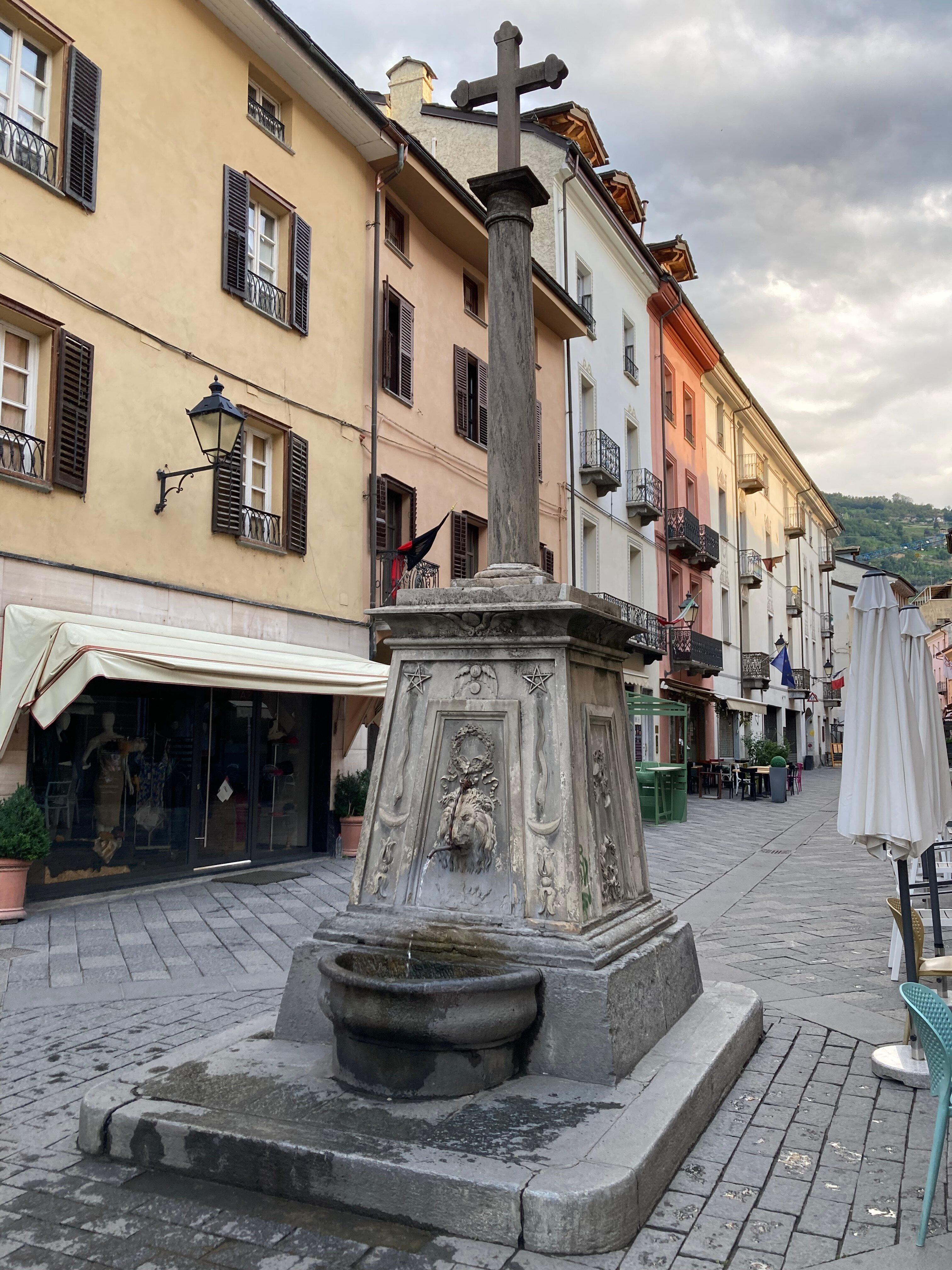 Croce Di Calvino (o Croix-de-ville)