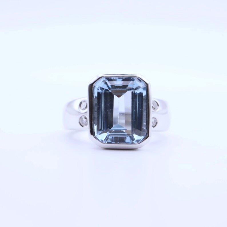 Deirdre O'Donnell Contemporary Jewellery