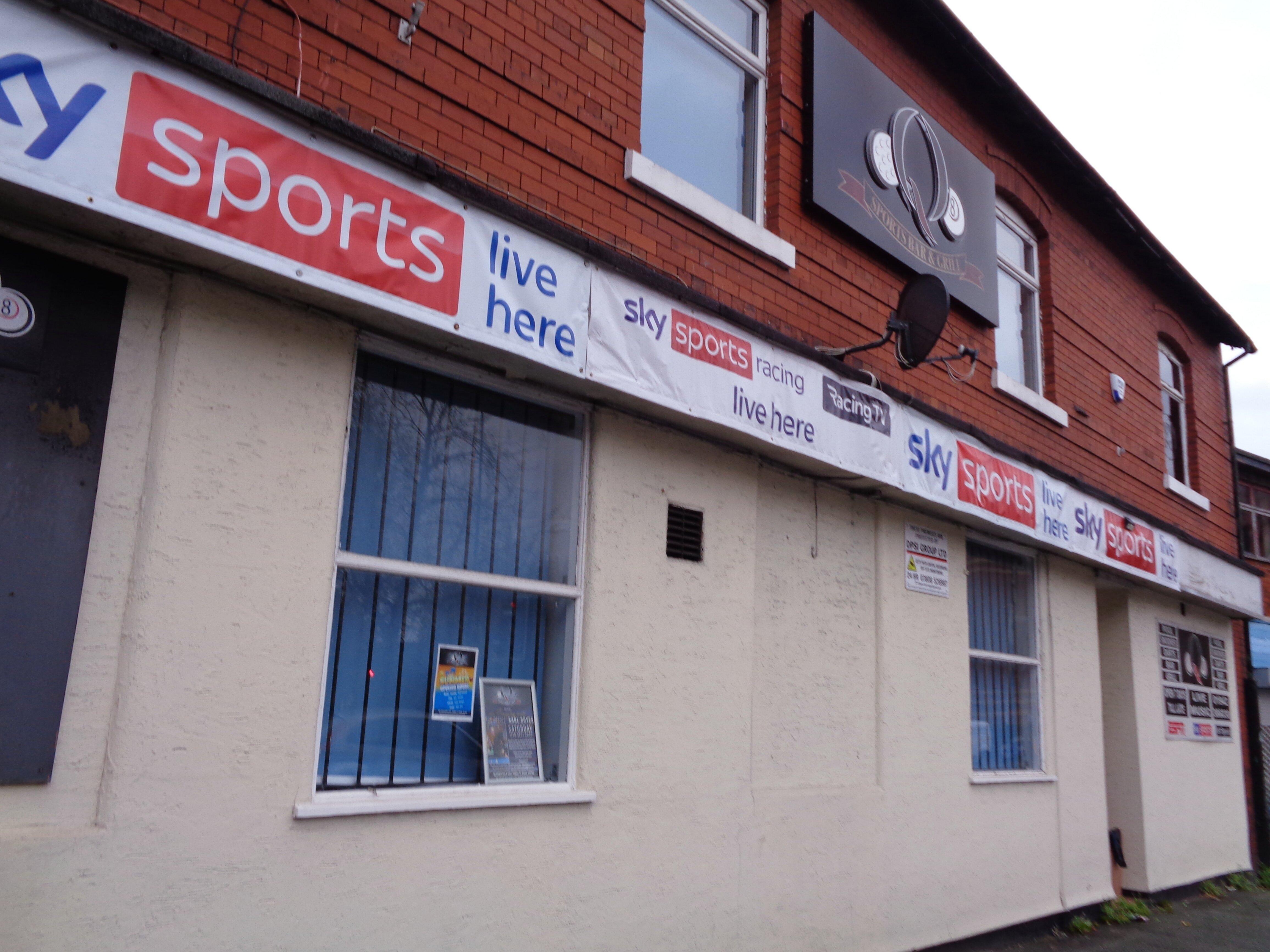 Q8 Sports Bar & Grill