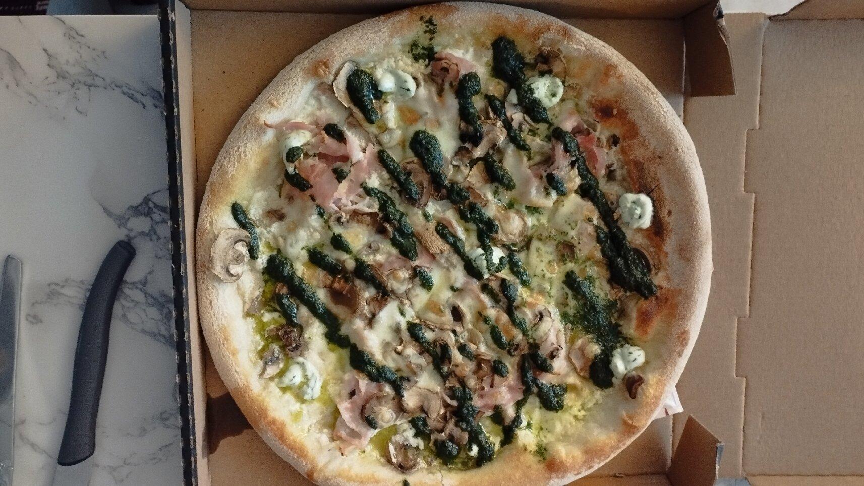 Jordan Tomas Pizza - Mamamia