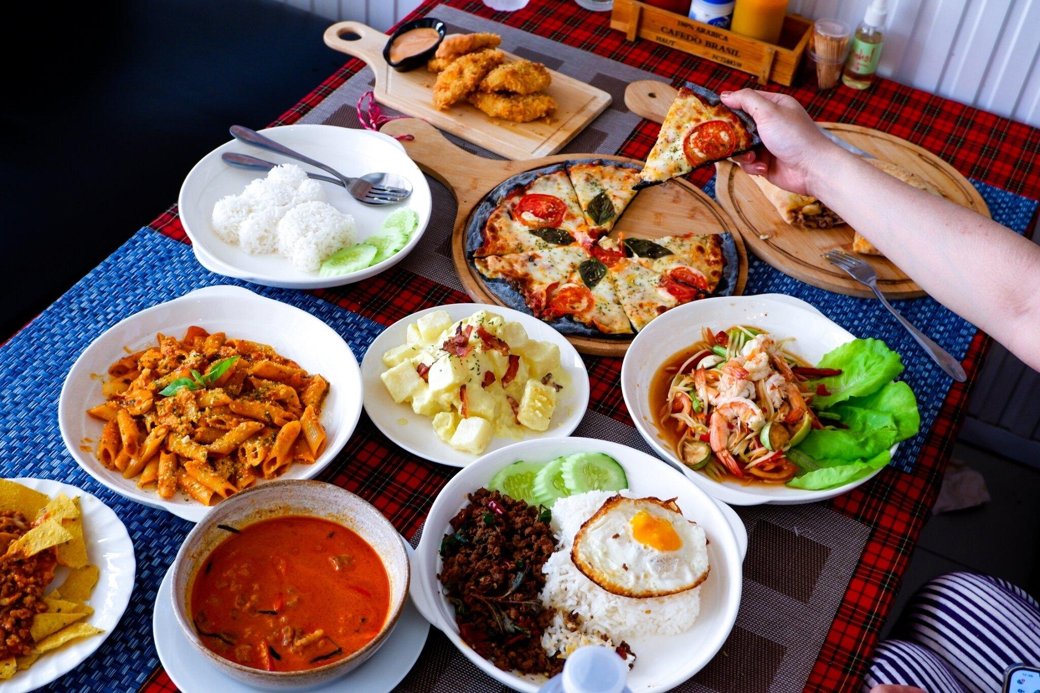 Slainte Bar & Restaurant