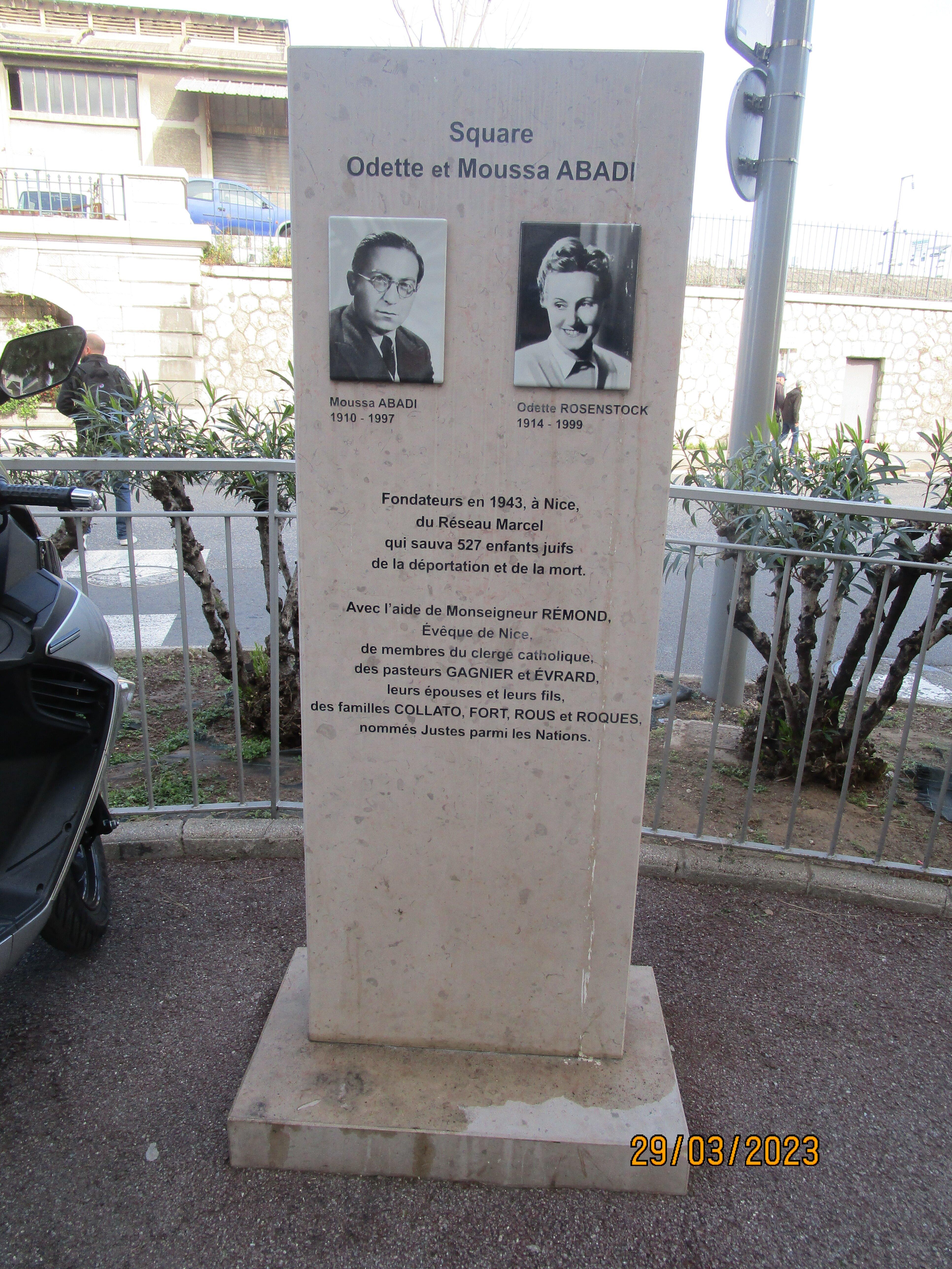 Orette et Moussa Abadi monument