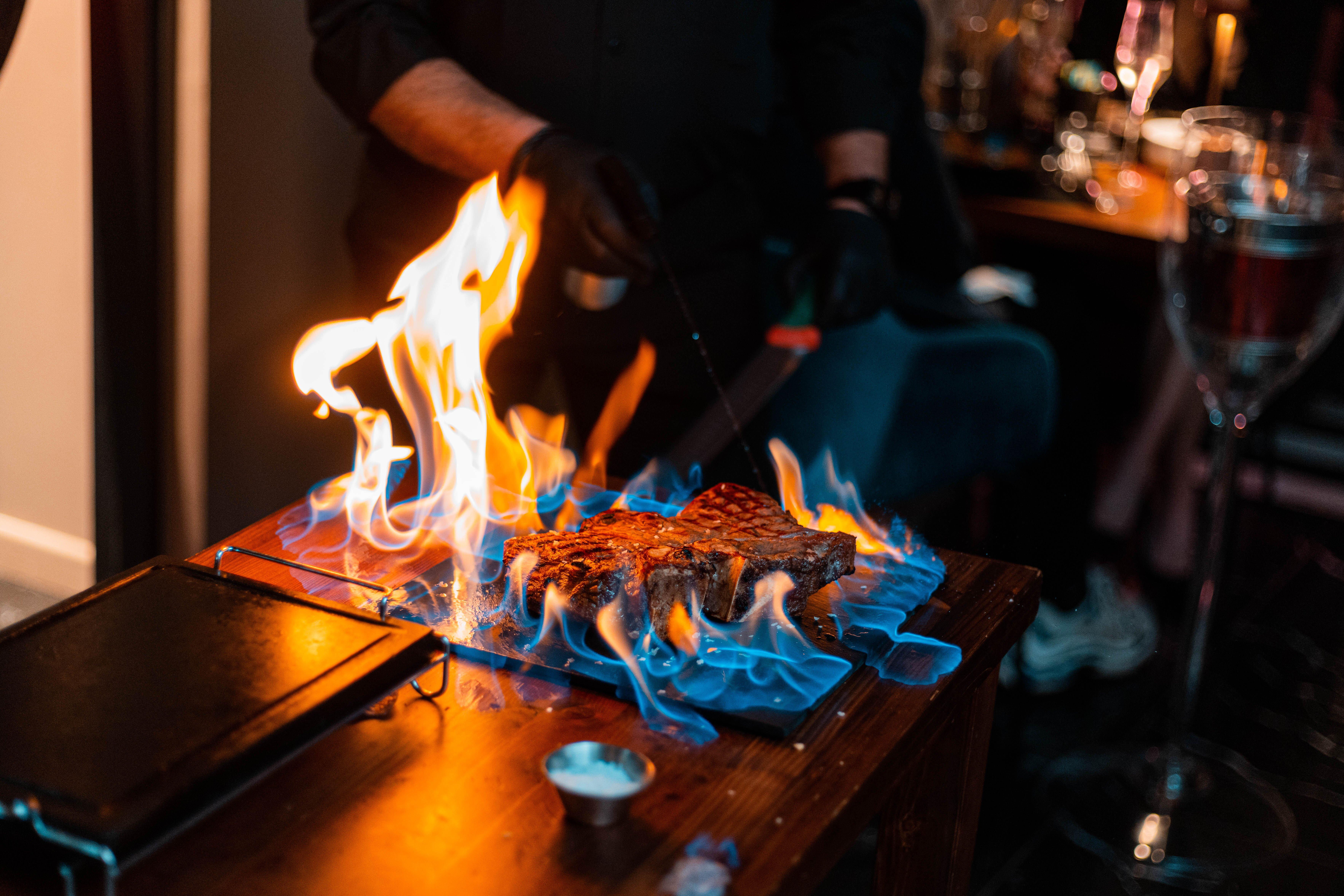 Pazzo Restaurant Lounge Club