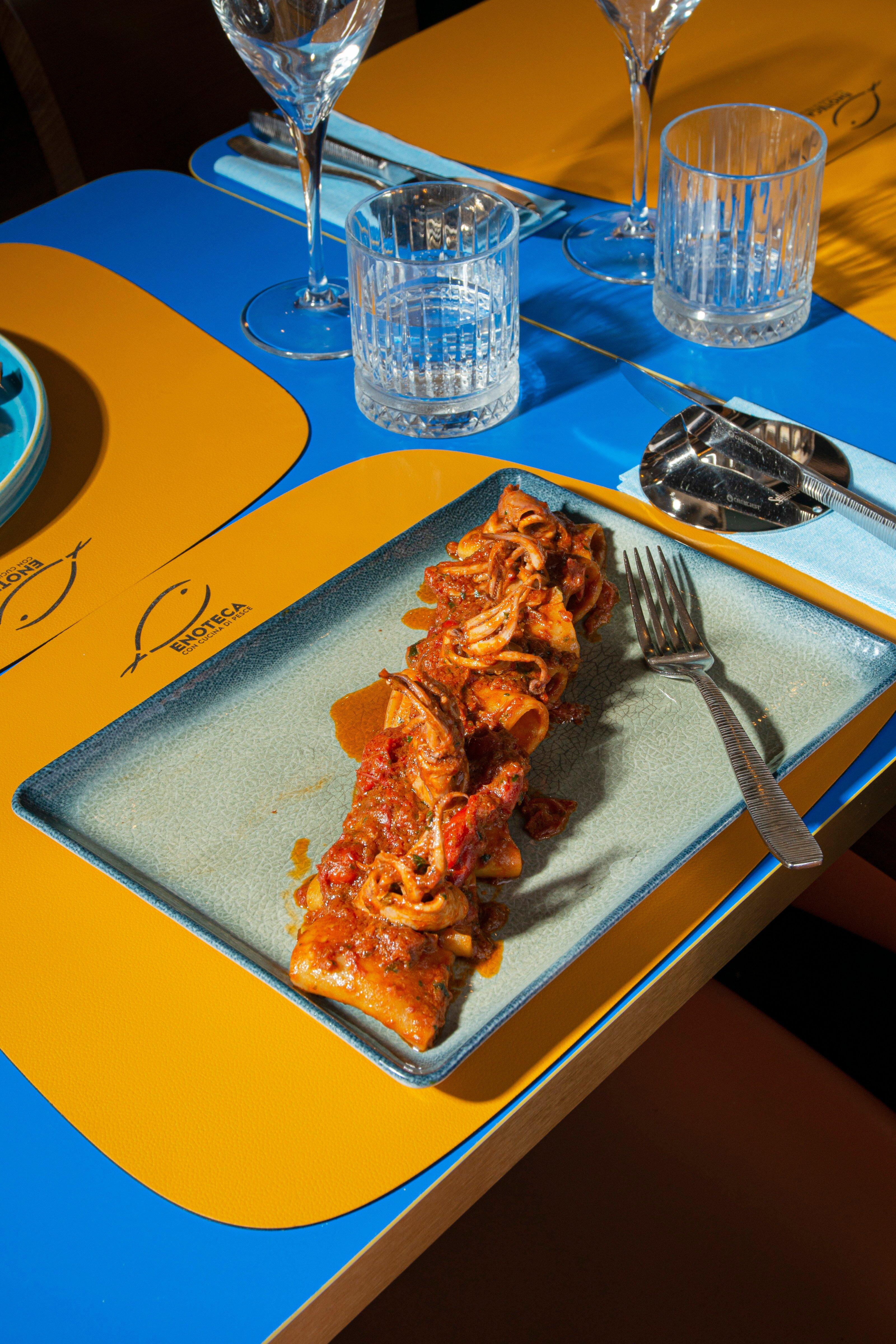 Enoteca con cucina di pesce