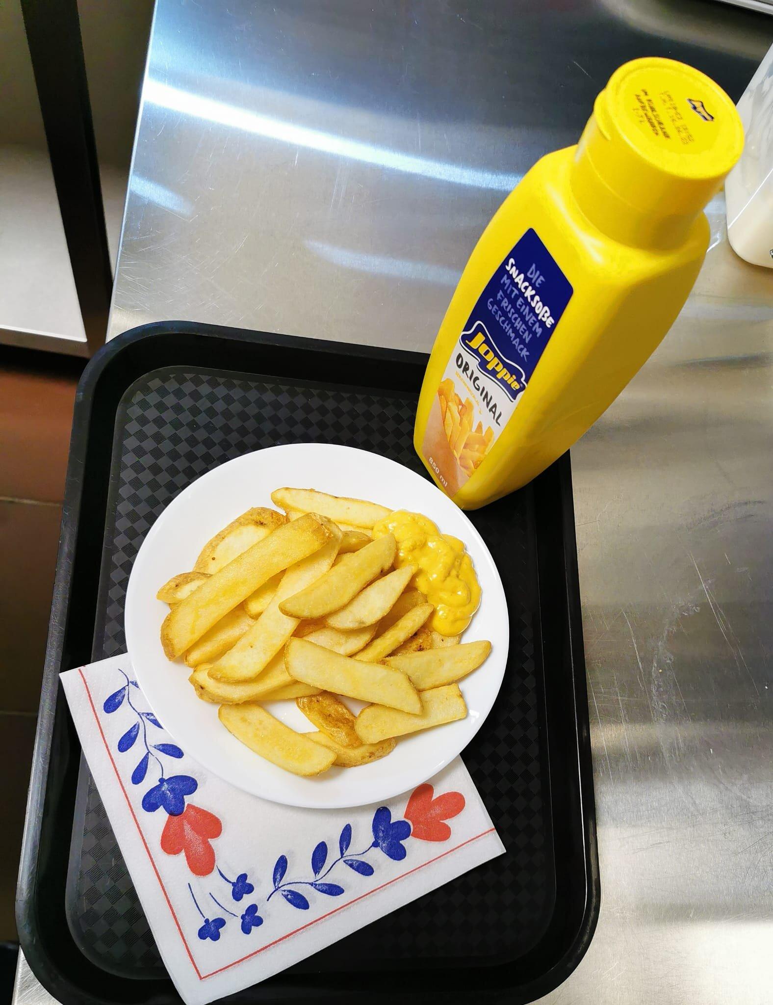 Oranje "Der holländische Imbiss"