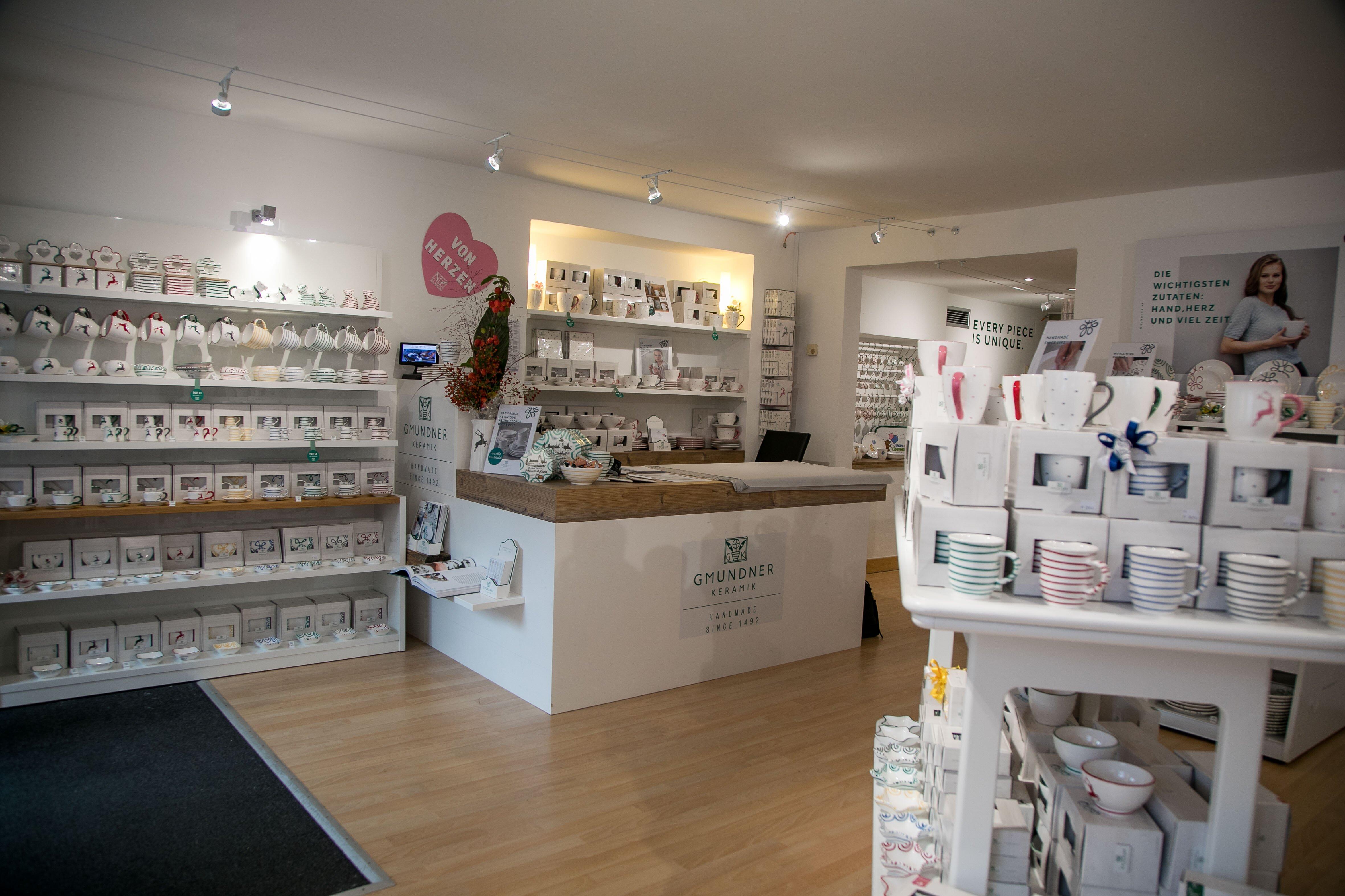 Gmundner Keramik Shop Hallstatt