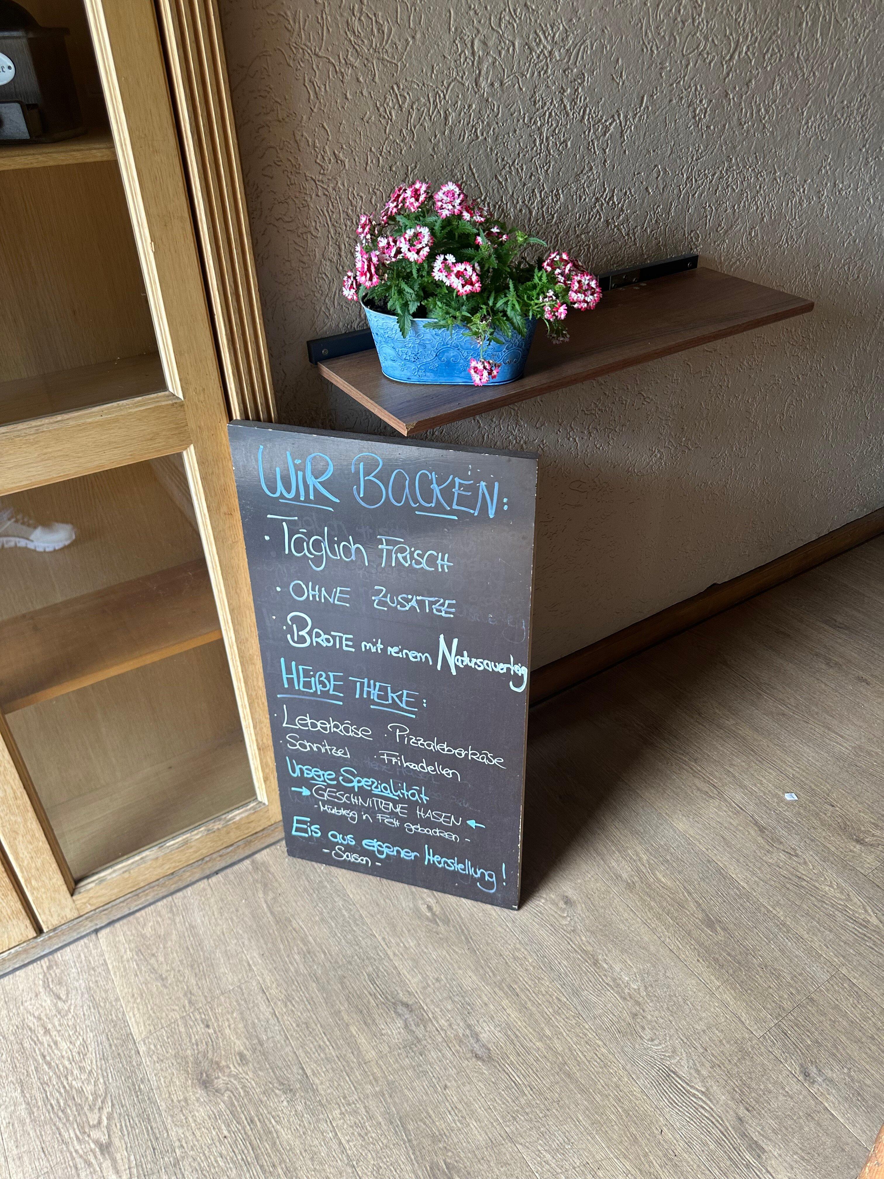 Bäckerei-Café-Speiselokal Achtziger