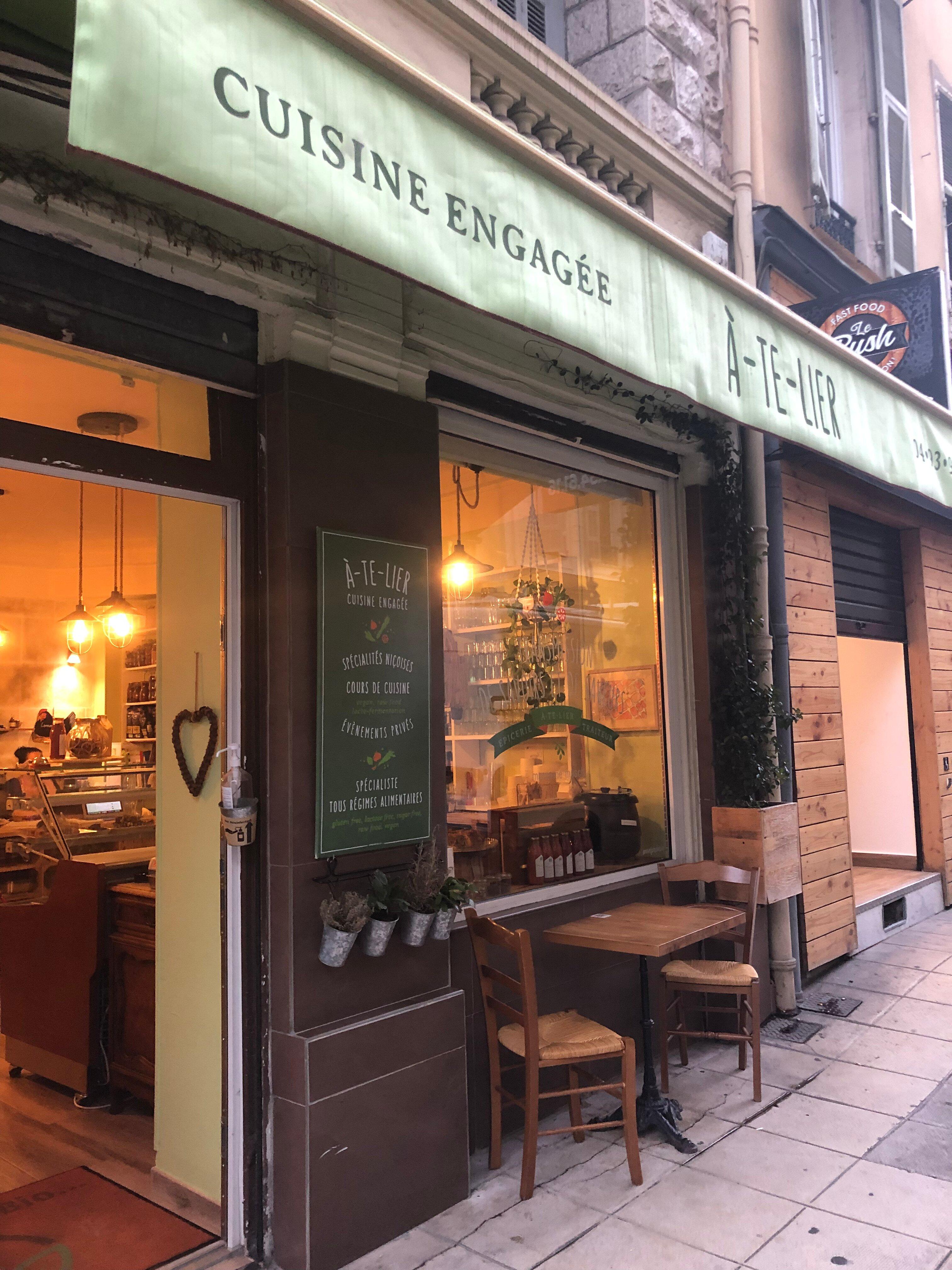 À-Te-Lier par Marianne Meschi